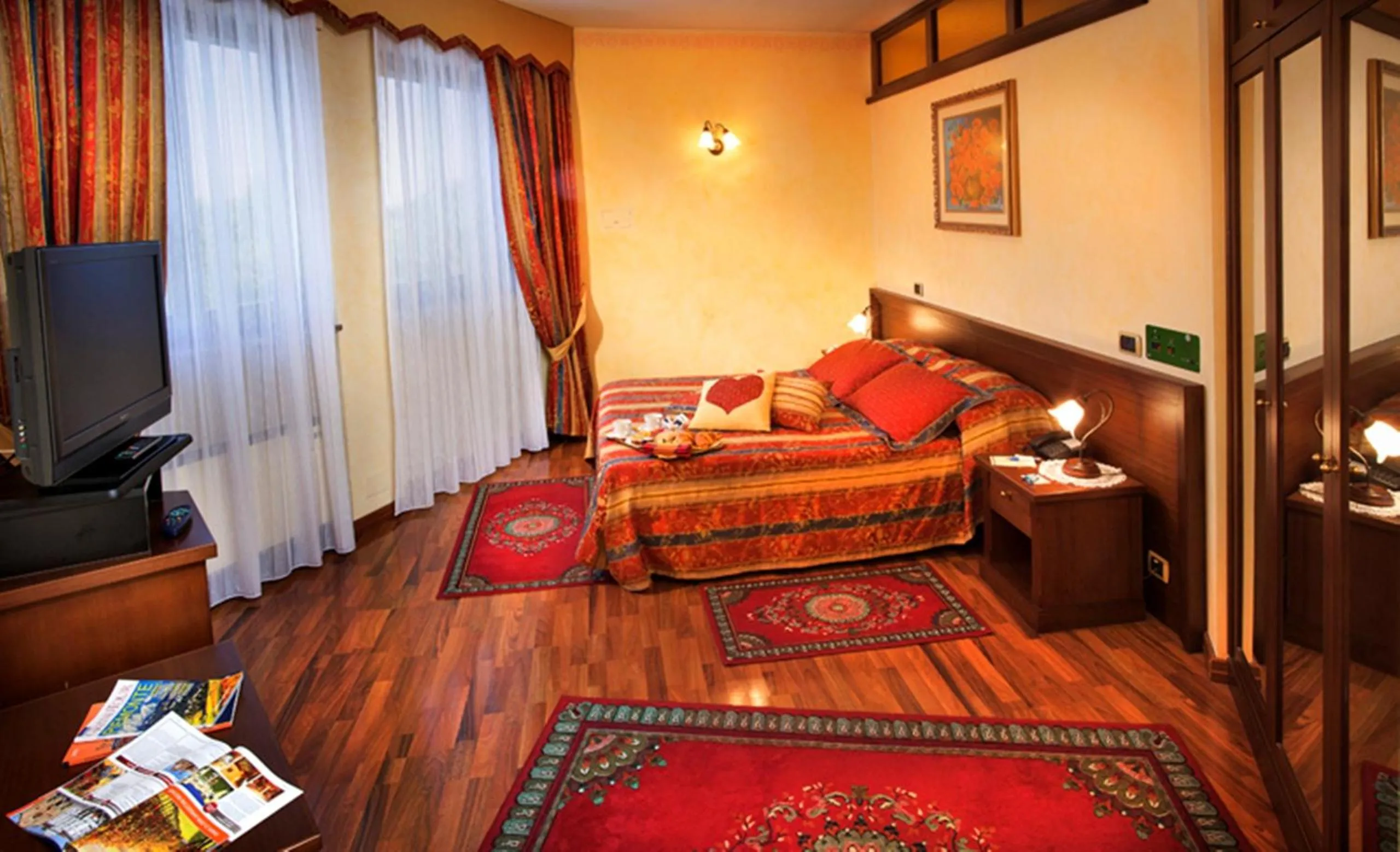 Bedroom, Bed in Hotel La Ruota