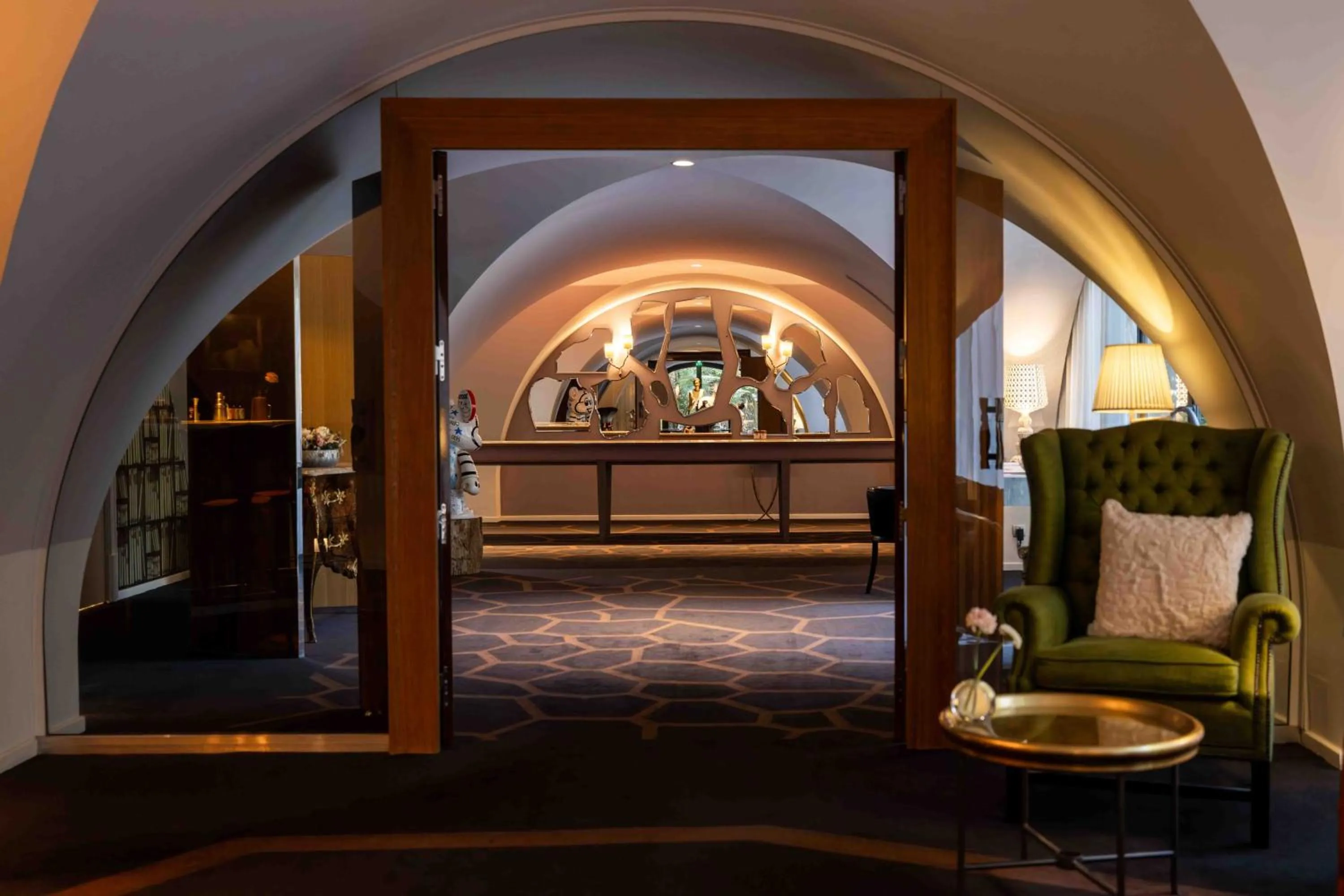 Property building in Maison Pic