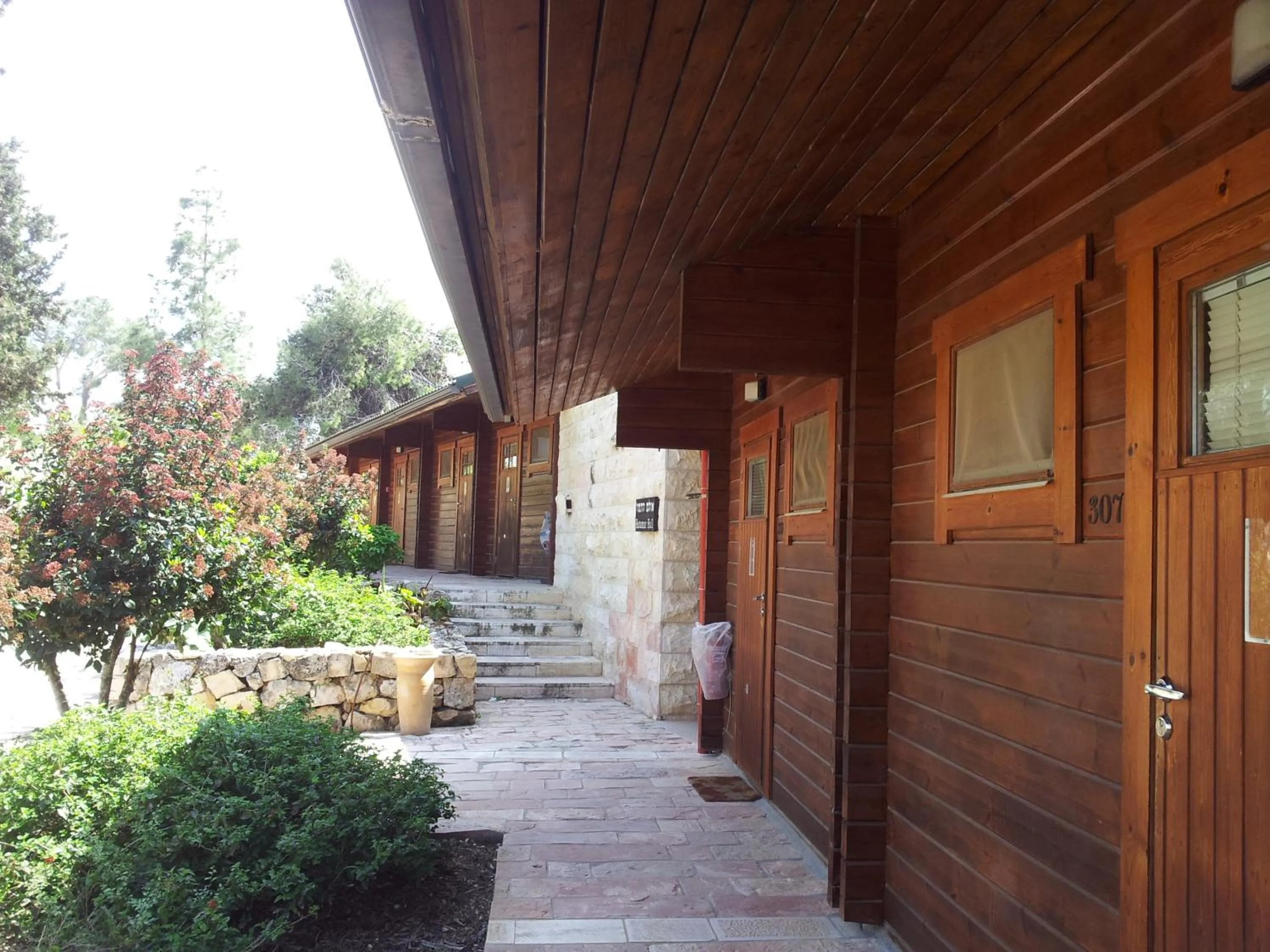 Day in Logos hotel in Yad Hashmona