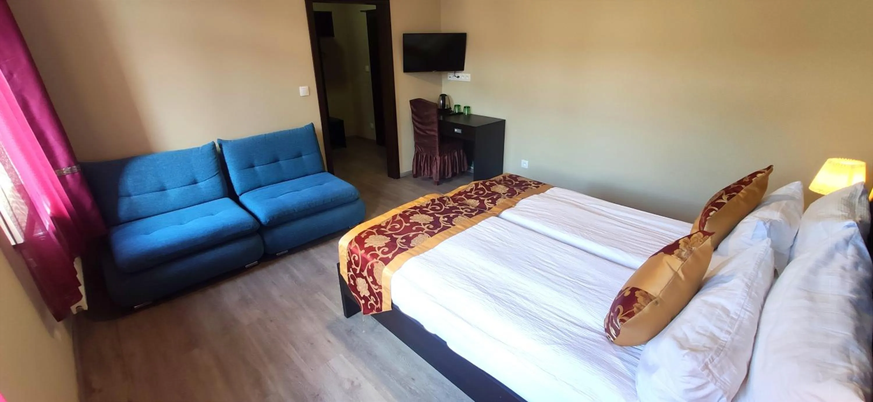 Bed in Sun-House Pension - ParkingFree Limited spaces-