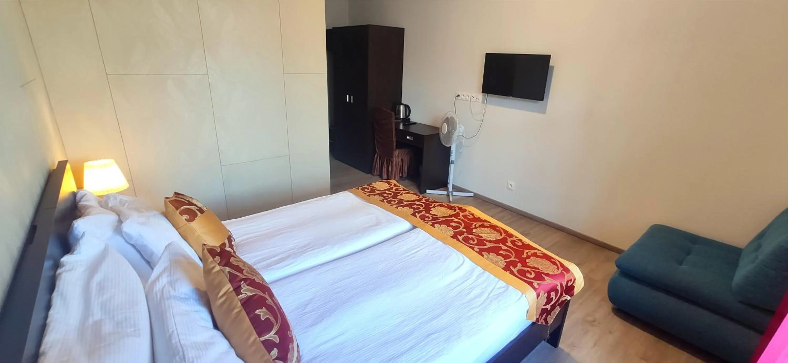 Bed in Sun-House Pension - ParkingFree Limited spaces-