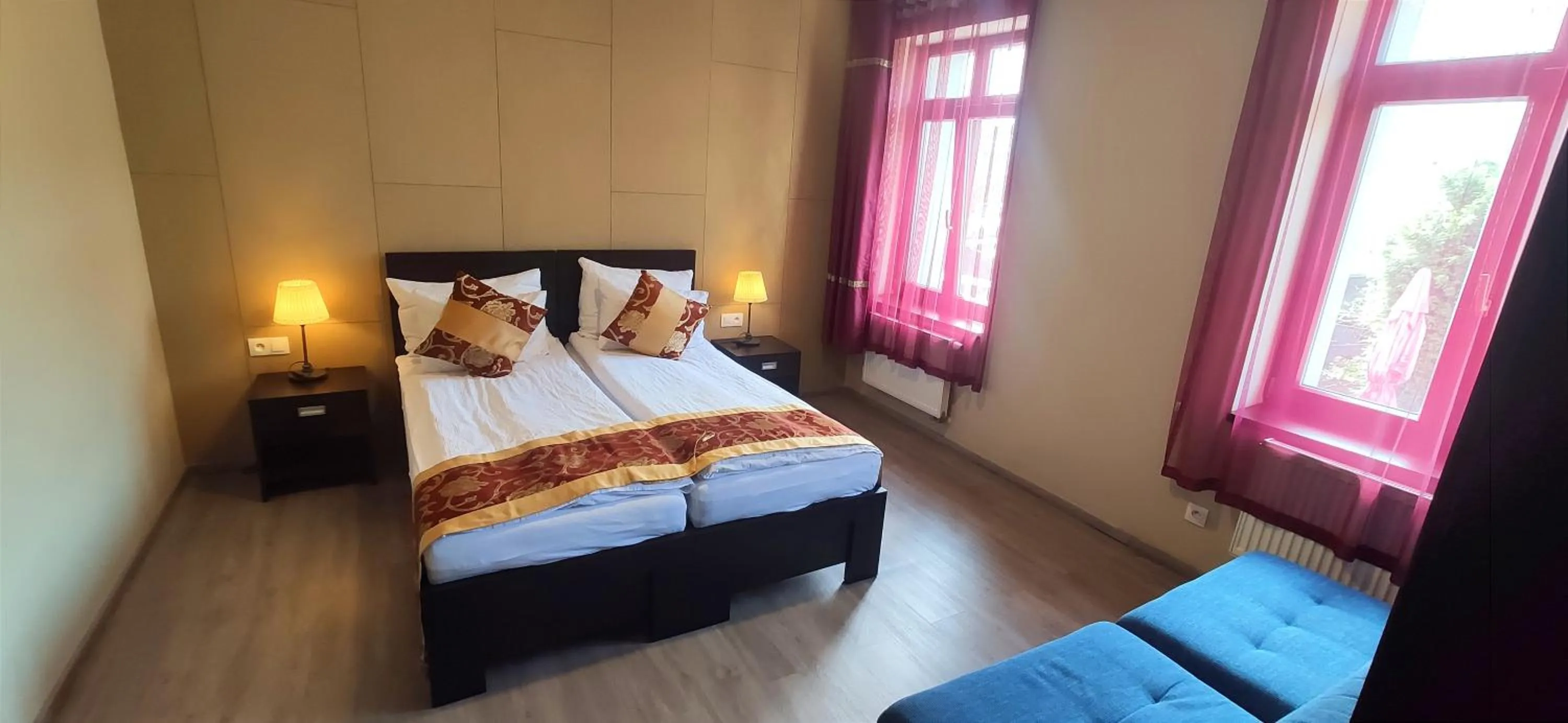 Bed in Sun-House Pension - ParkingFree Limited spaces-