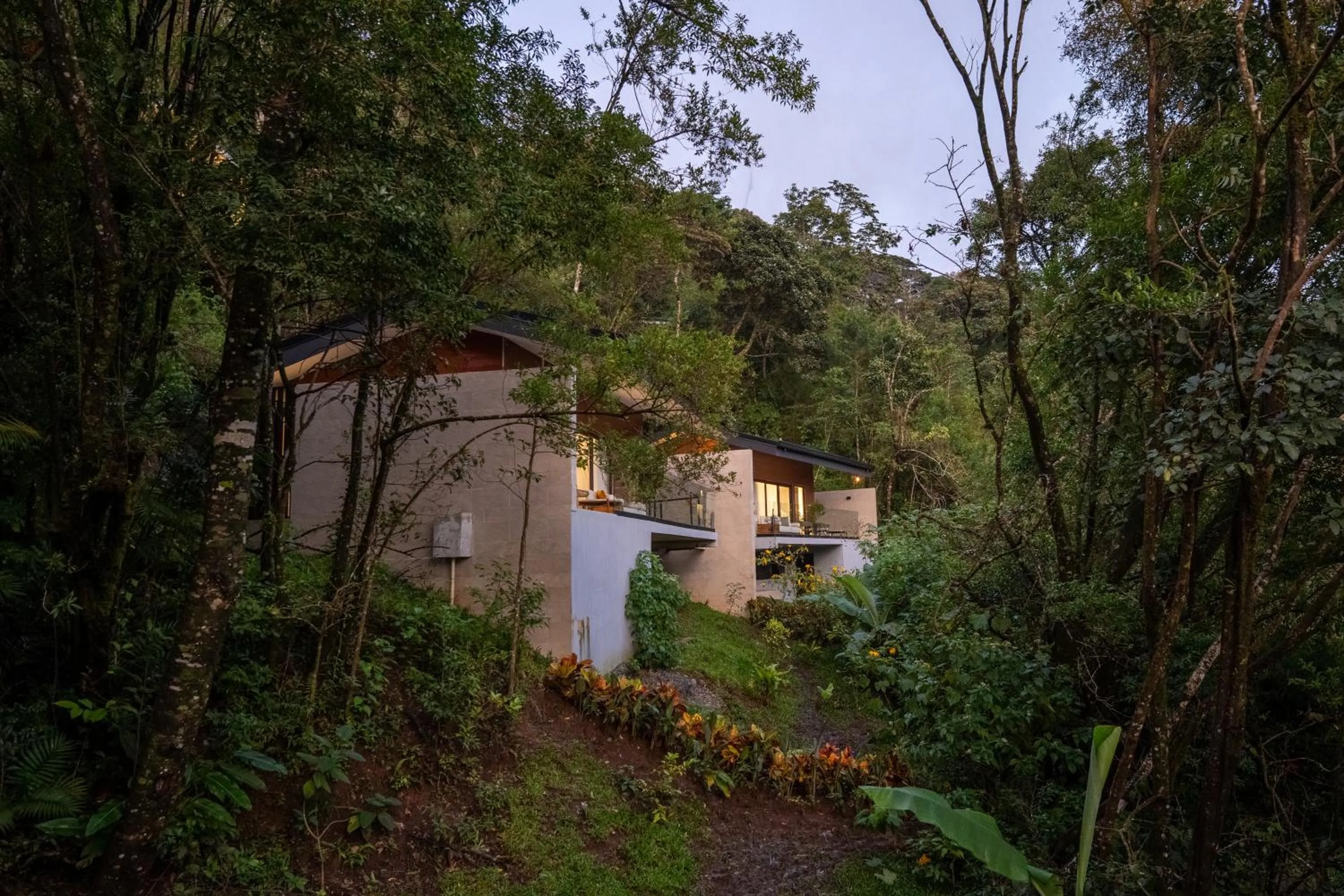 Natural landscape in Koora Monteverde a Cloud Forest Hotel by Sandglass