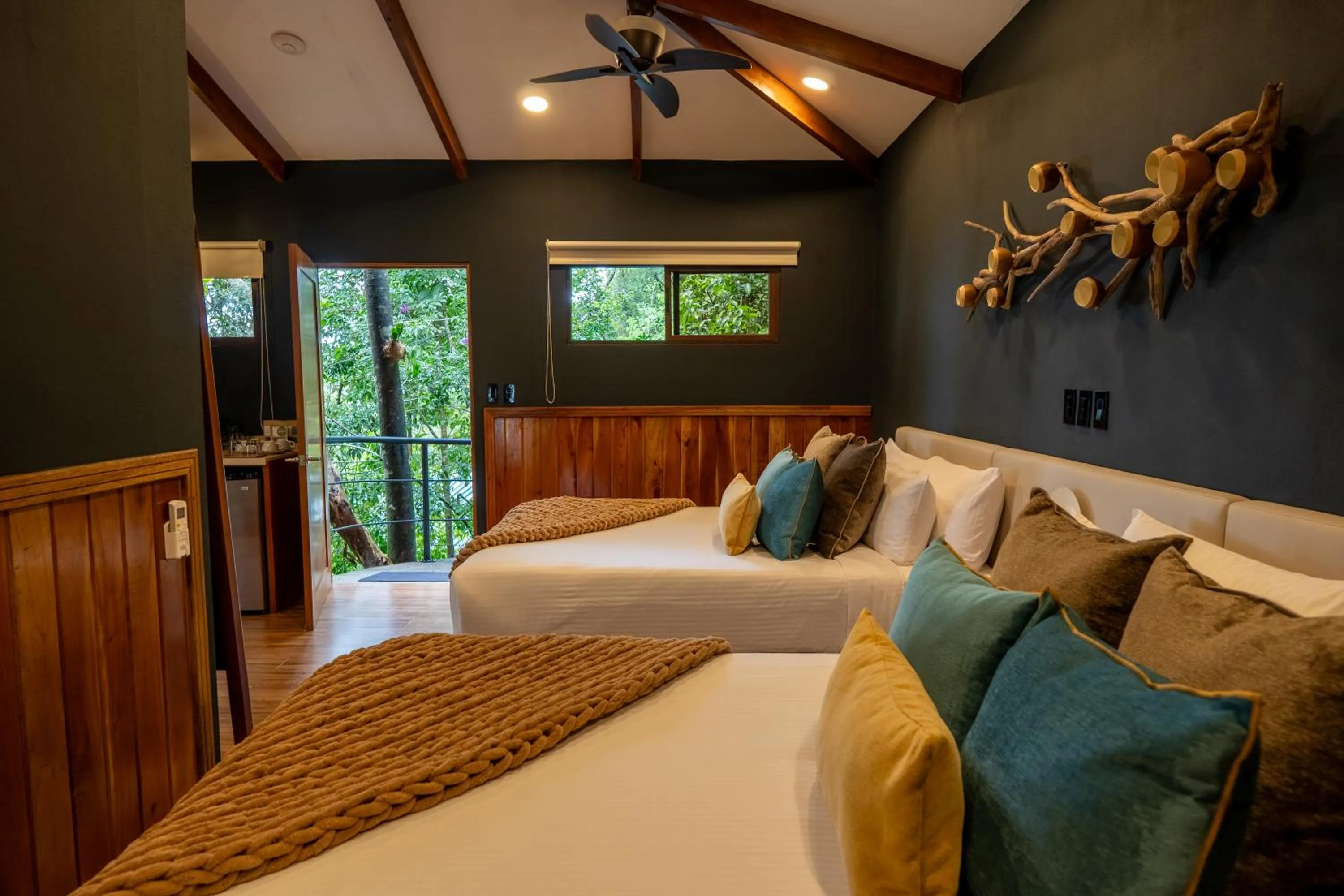 Bed in Koora Monteverde a Cloud Forest Hotel by Sandglass
