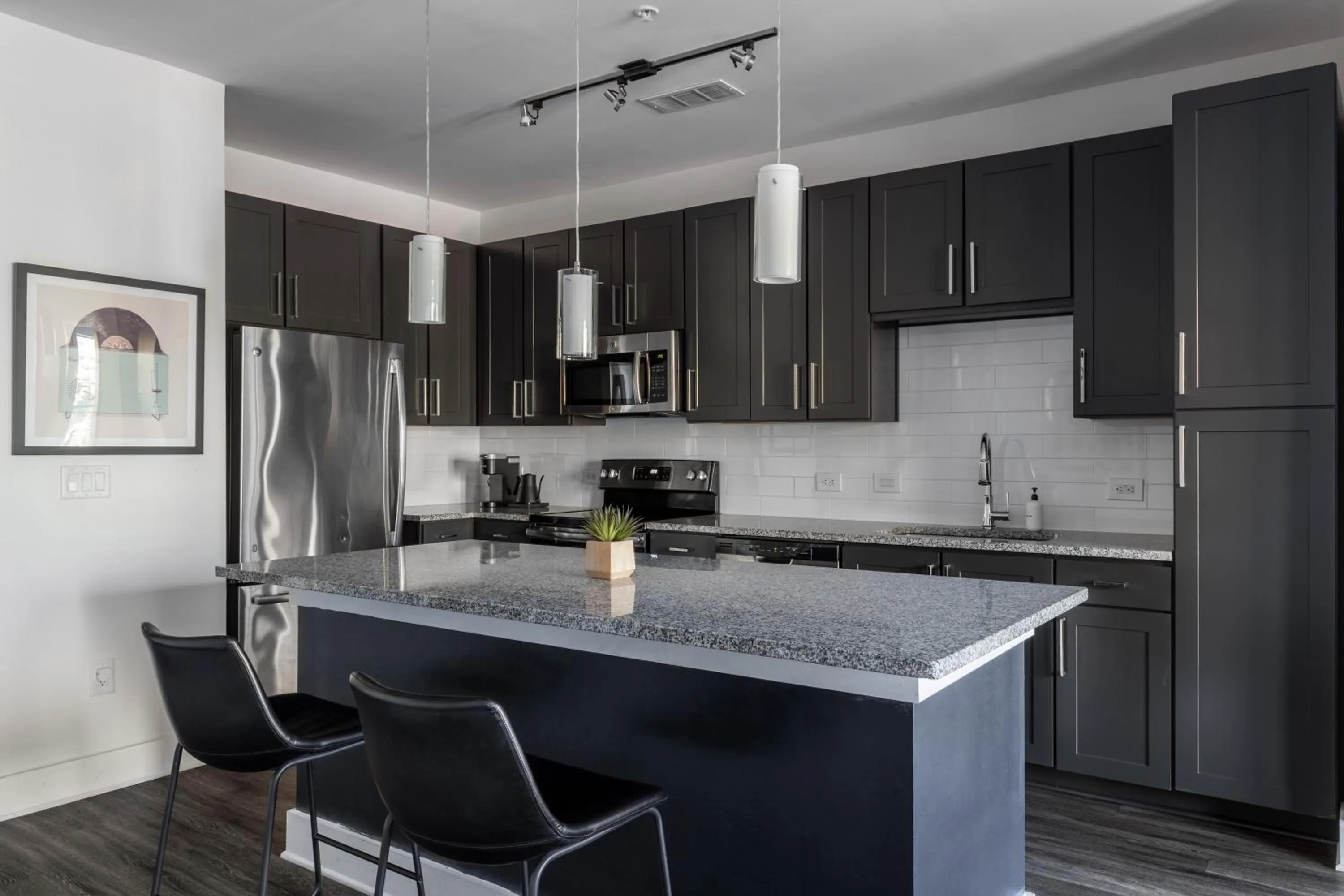 Kitchen or kitchenette in Mint House Nashville - Music Row