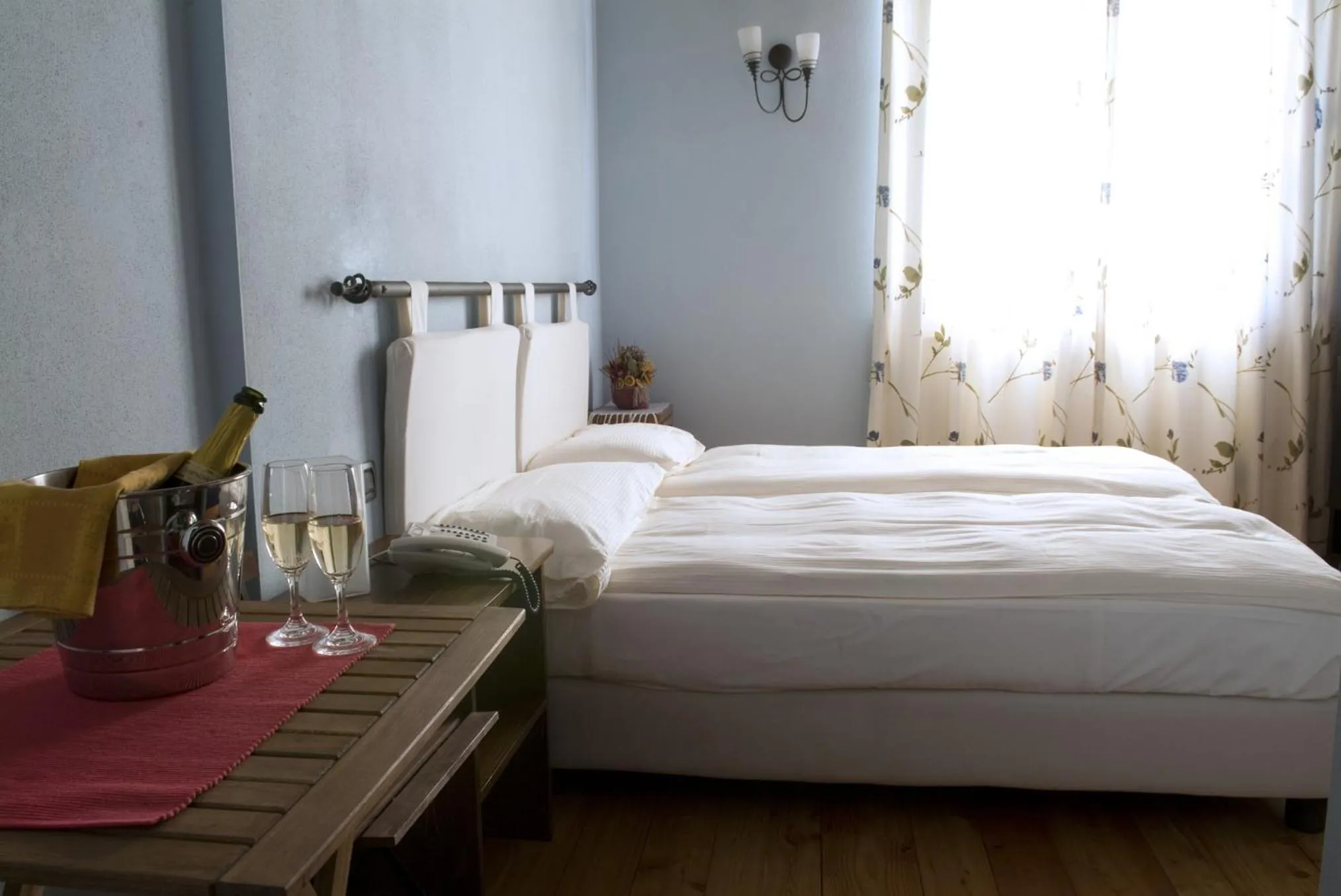 Photo of the whole room, Bed in Agriturismo Cà Del Lago