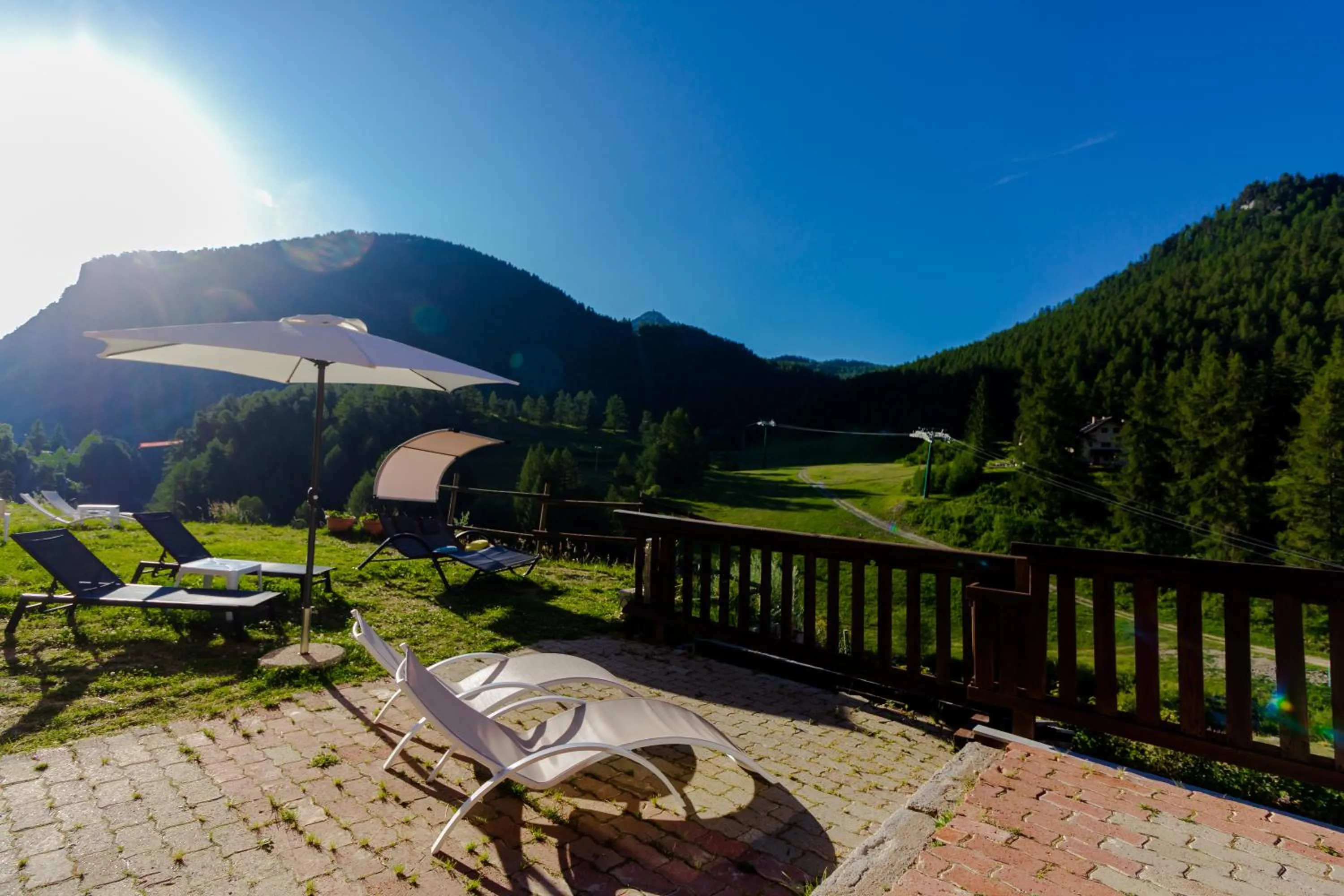 Property building in Hotel Al Foiron