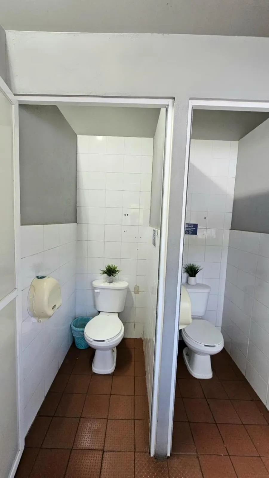 Bathroom in Hostel Auikyani