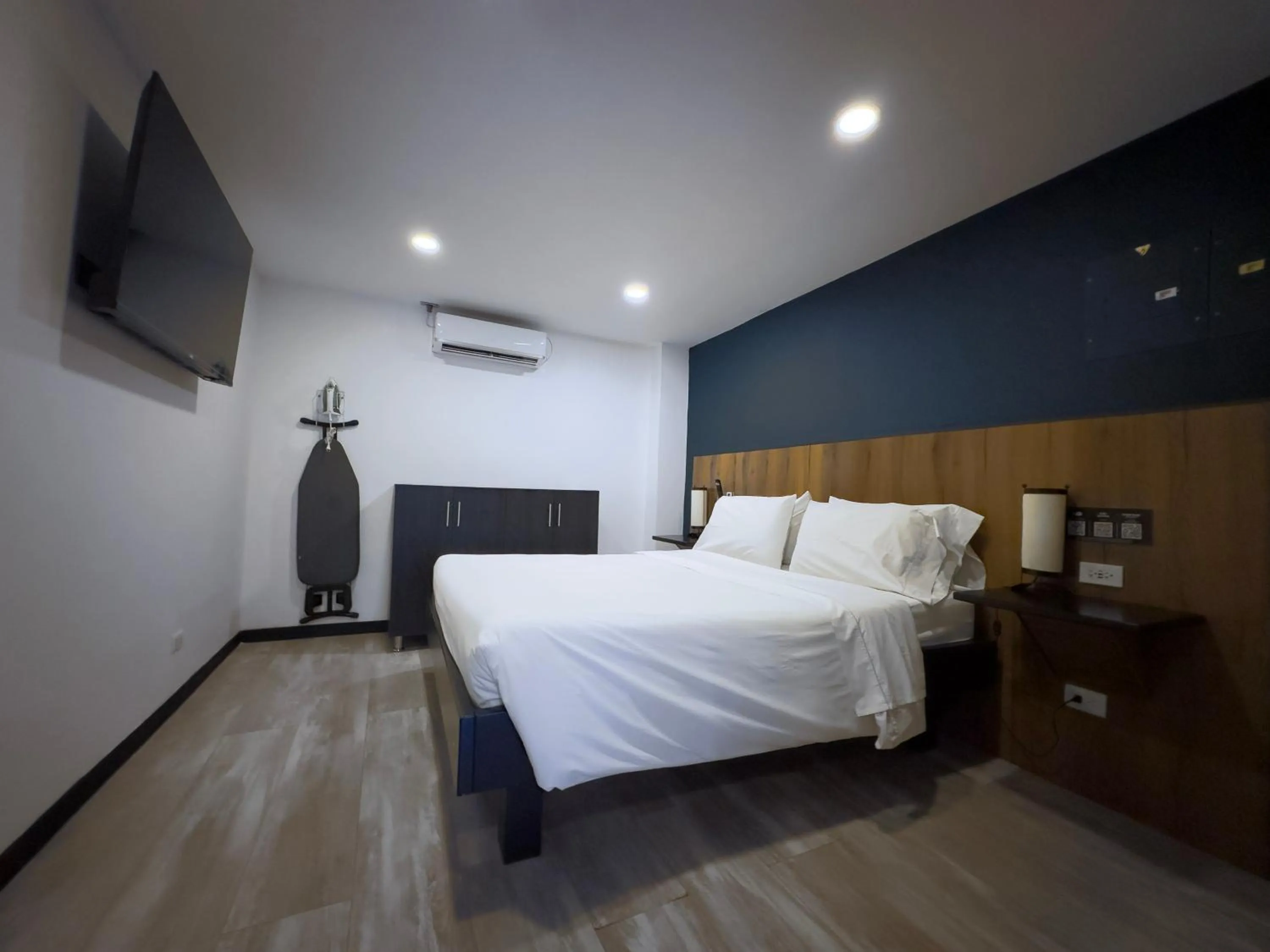 Bed in Provenza Lofts