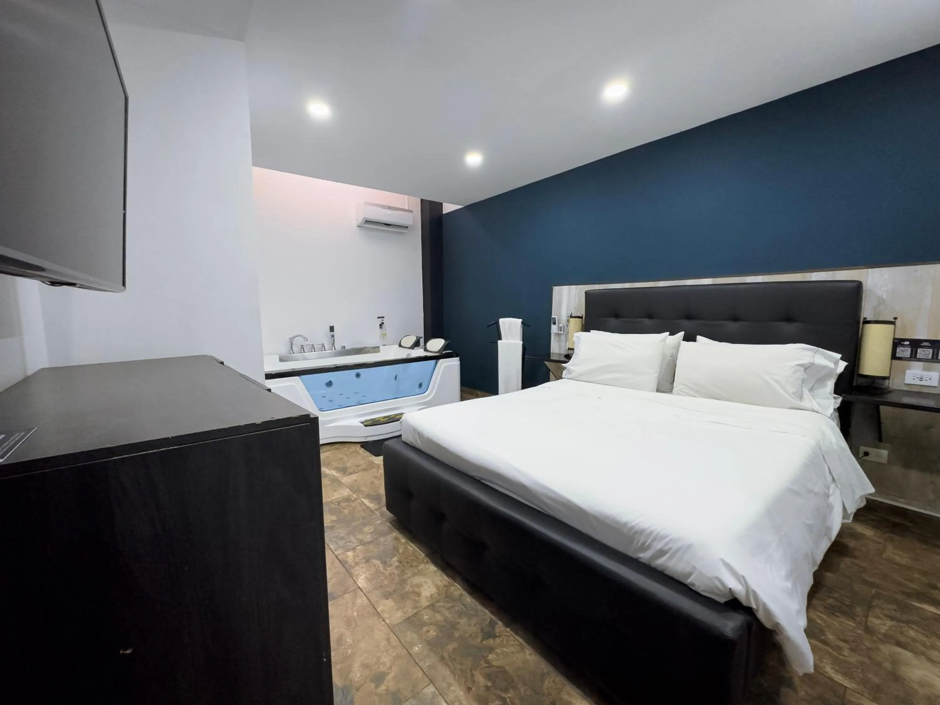 Bed in Provenza Lofts