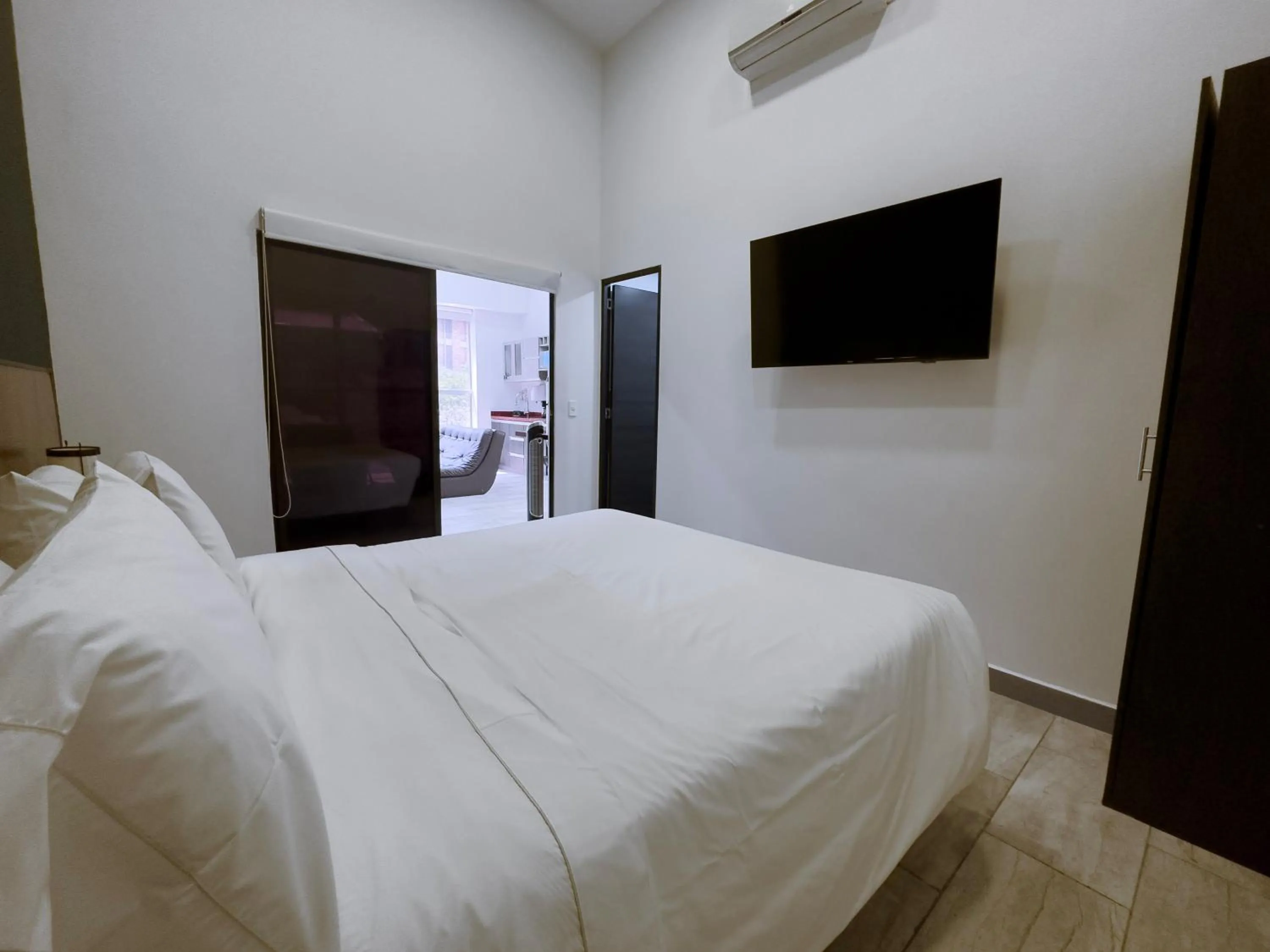 Bed in Provenza Lofts