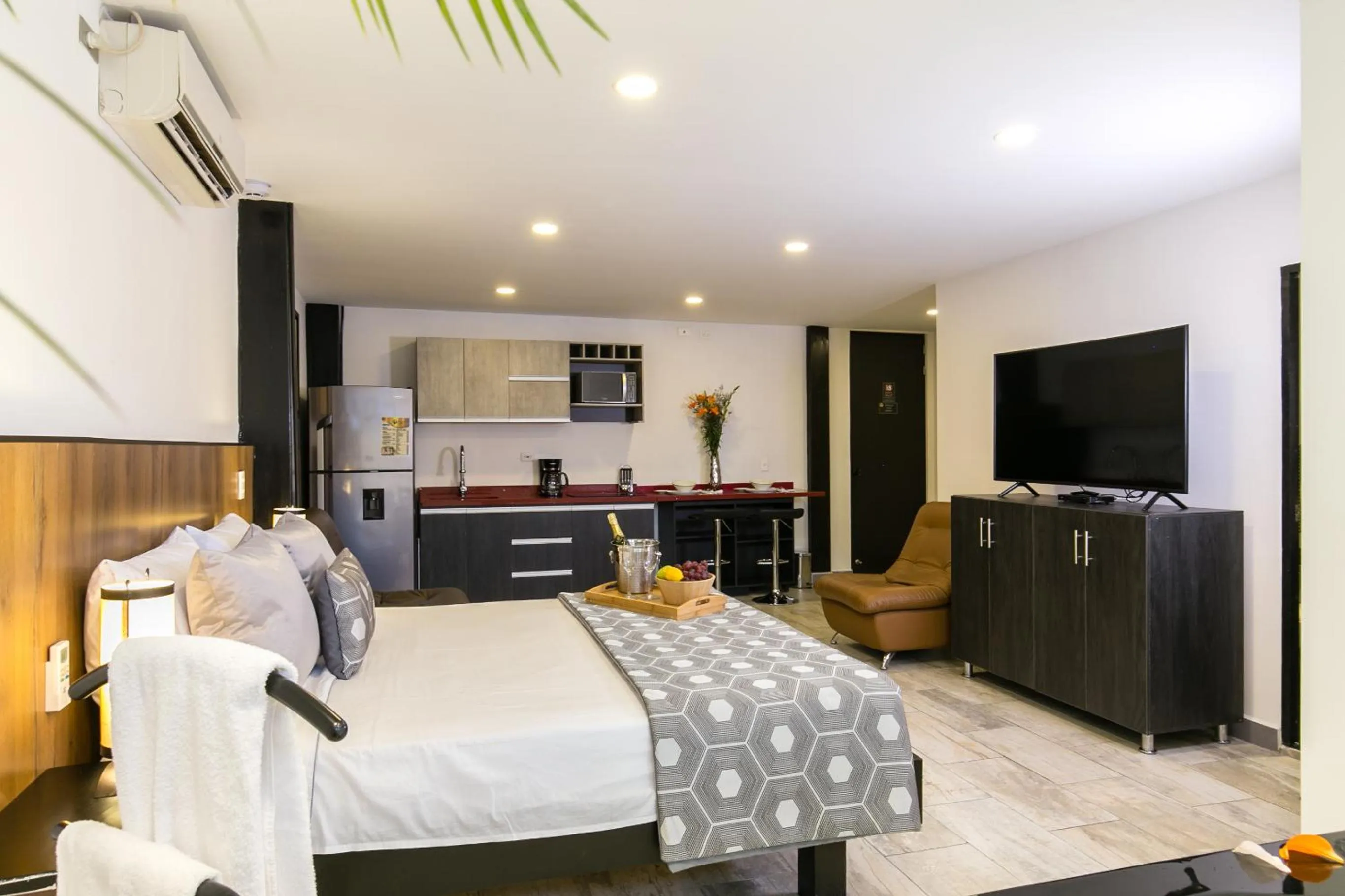 TV and multimedia, Bed in Provenza Lofts