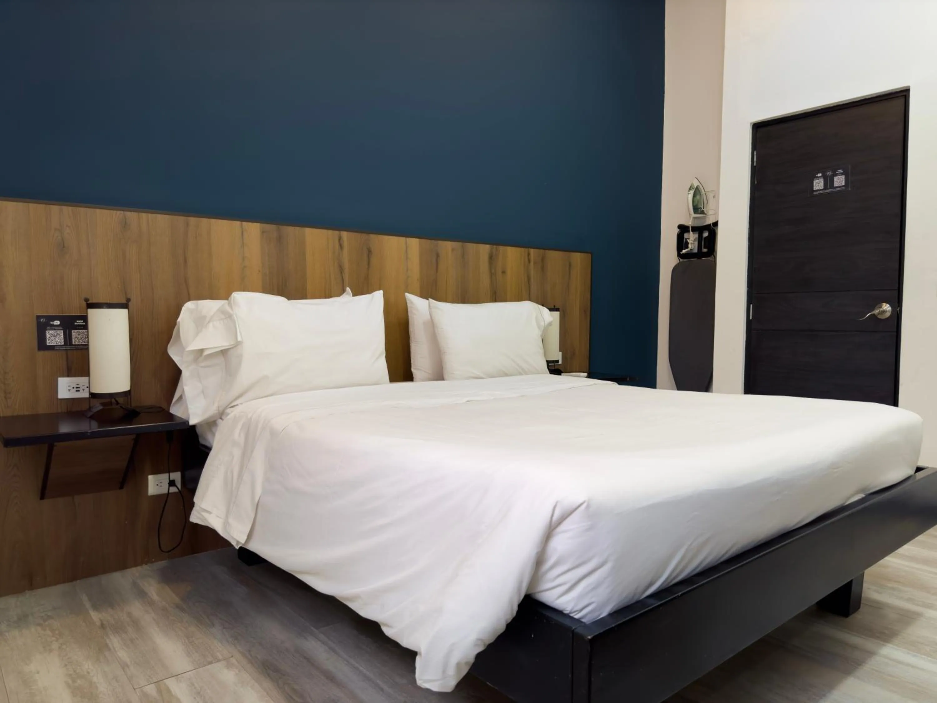 Bed in Provenza Lofts