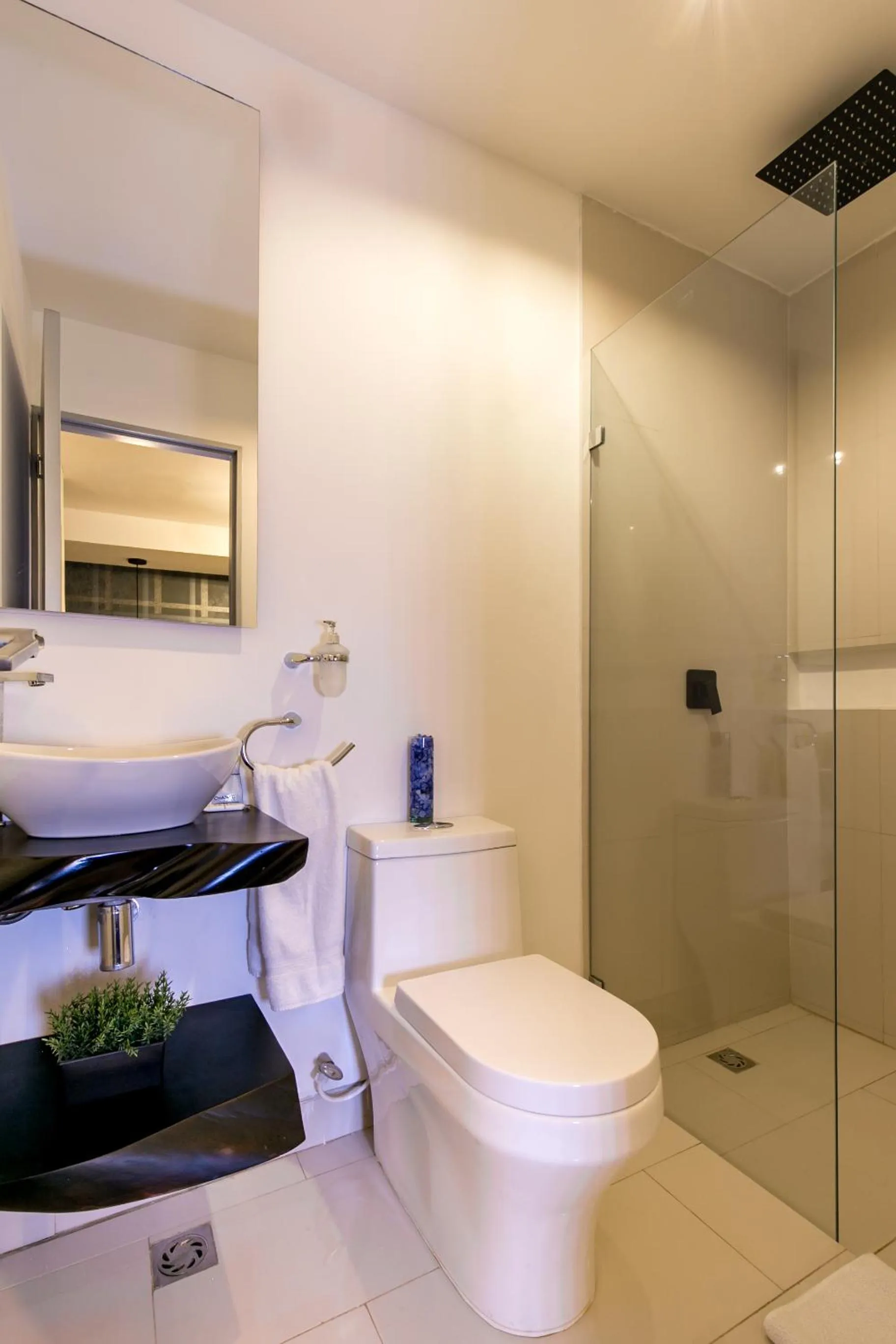 Bathroom in Provenza Lofts