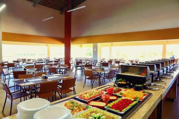 Restaurant/places to eat in ILHAS DO LAGO ECO RESORT