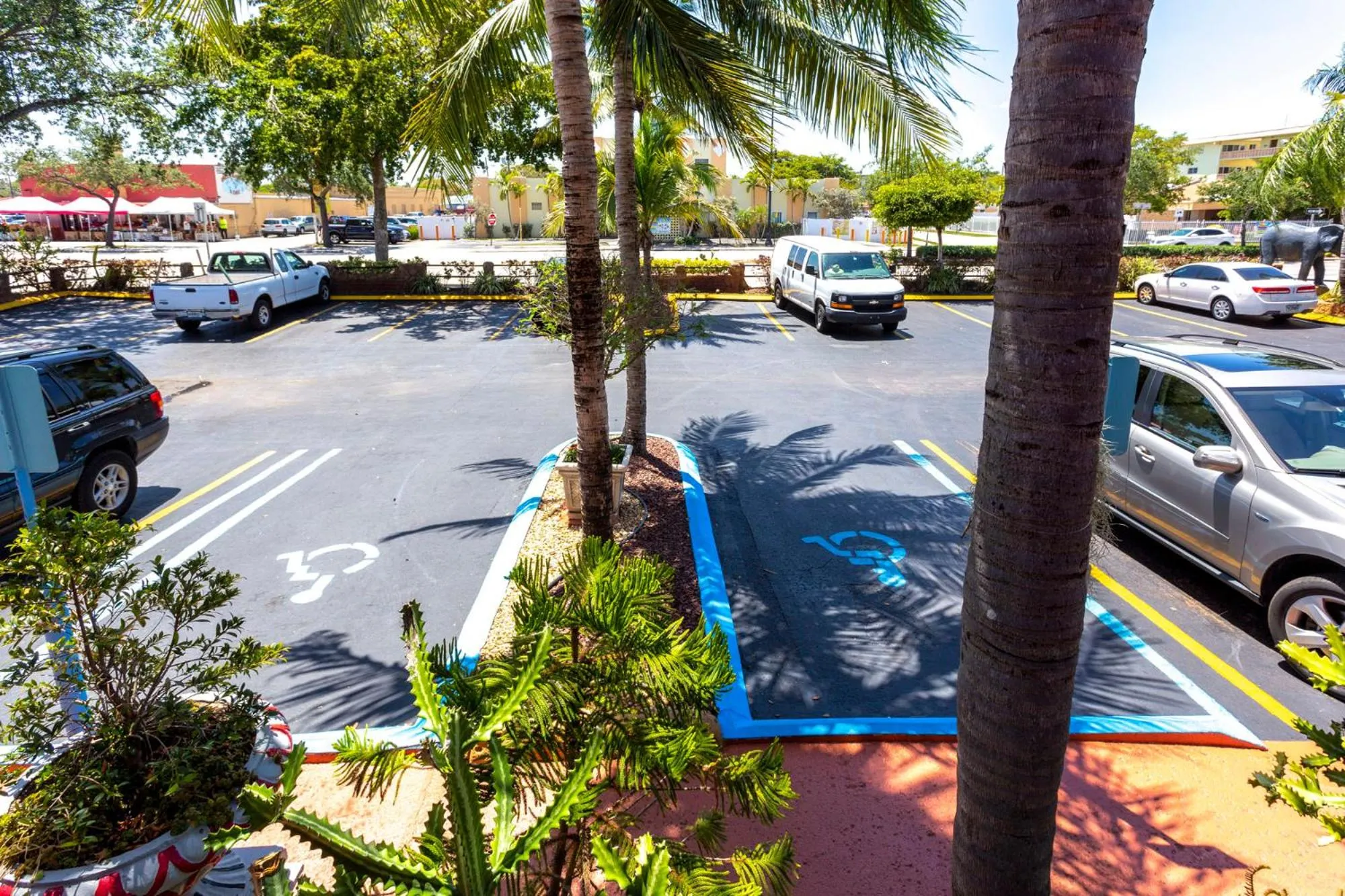 Richard's Motel Studios