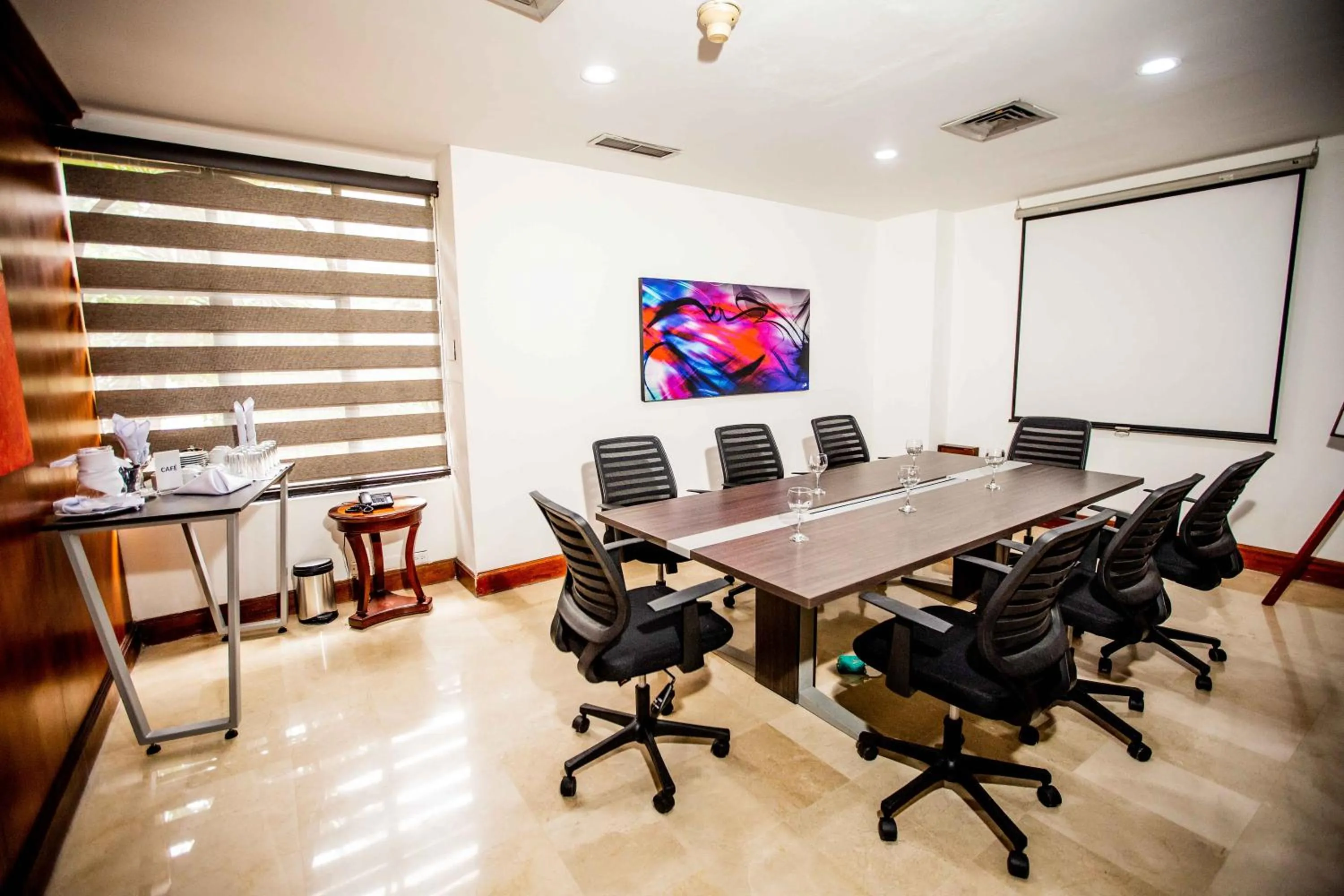 Meeting/conference room in Hotel Dann Carlton Cali