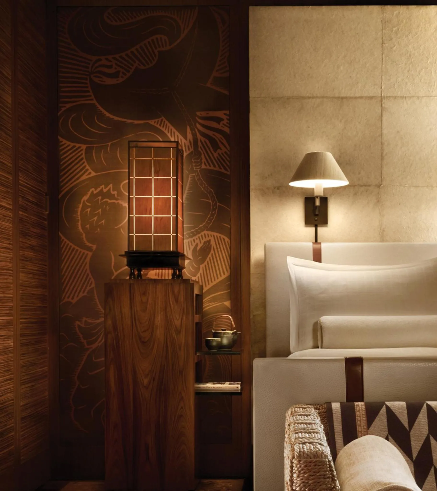 Decorative detail, Bed in Four Seasons Resort Lana'i