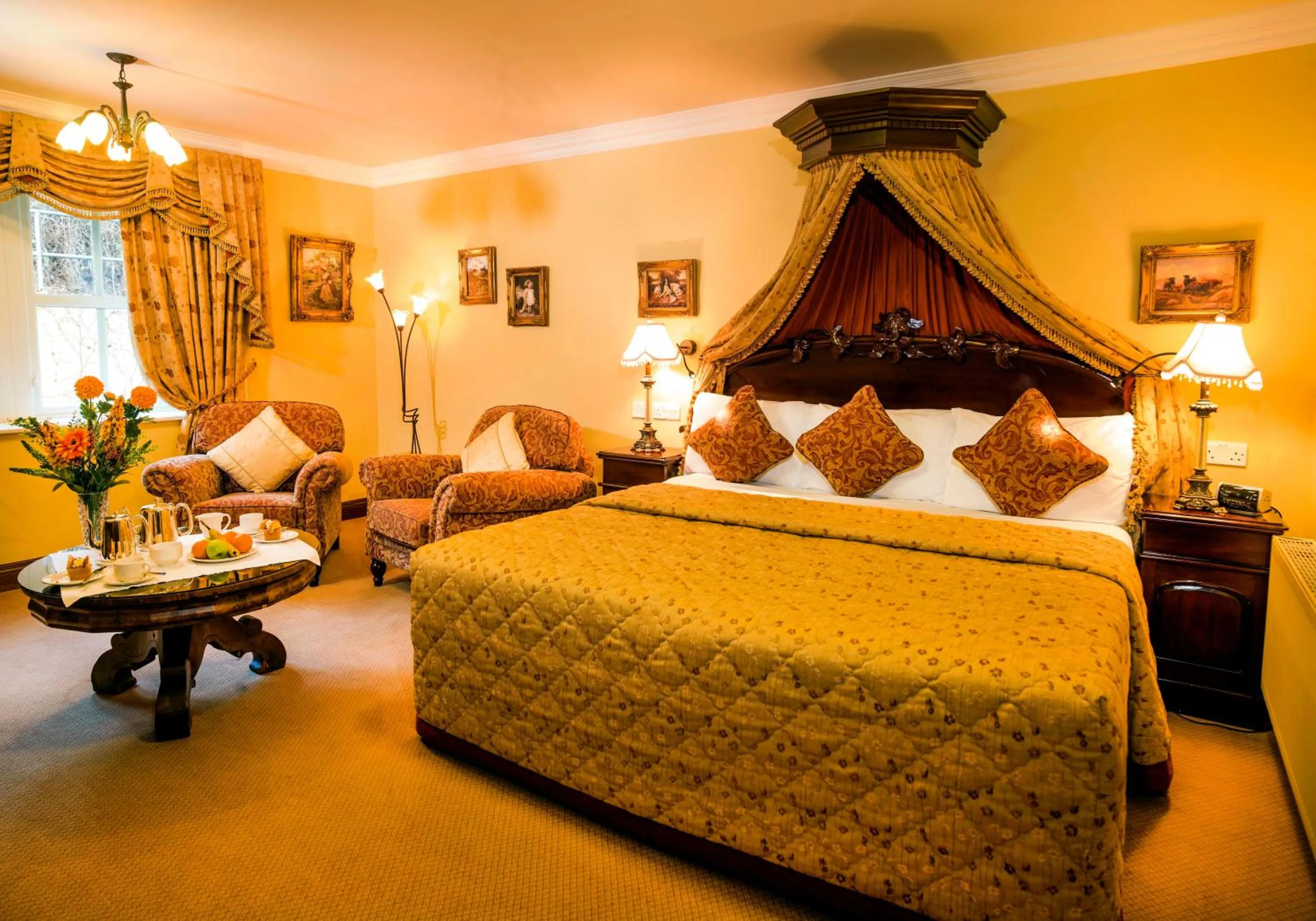 Bed in Earls Court House