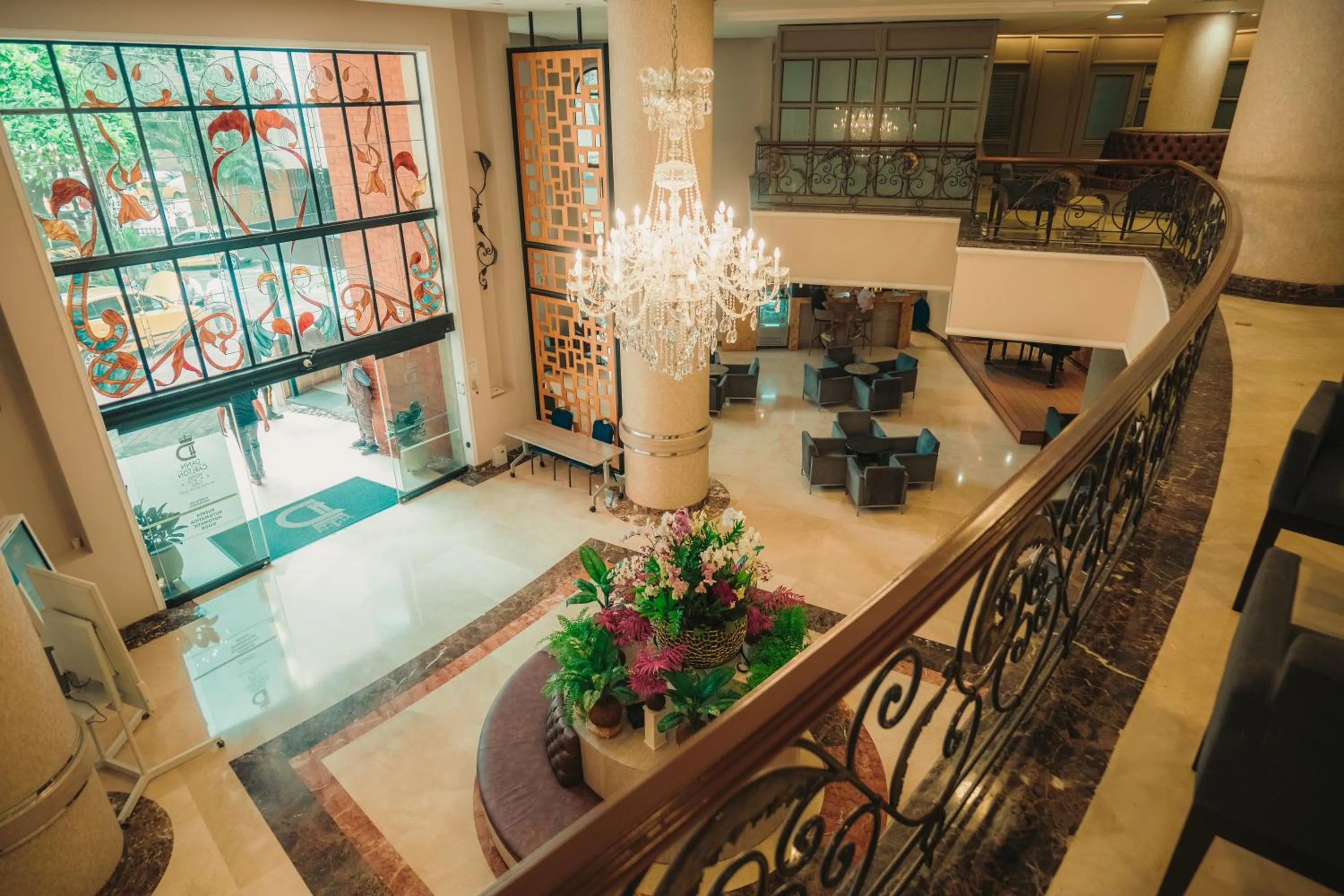 Lobby or reception in Hotel Dann Cali