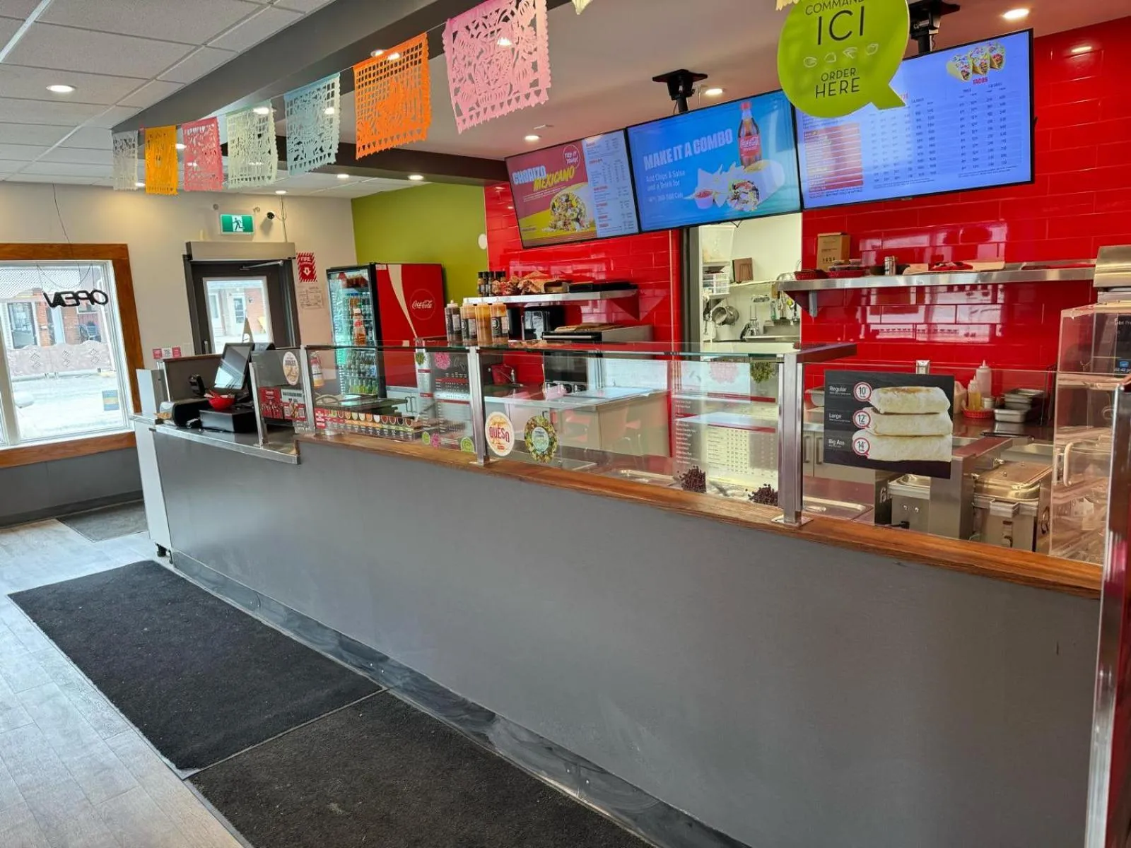 Food and drinks in Thriftlodge Cochrane