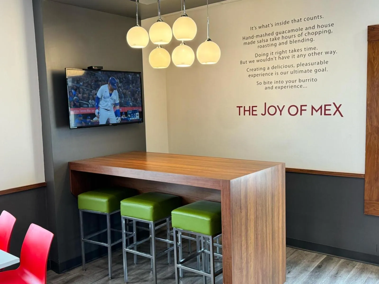 Restaurant/places to eat in Thriftlodge Cochrane