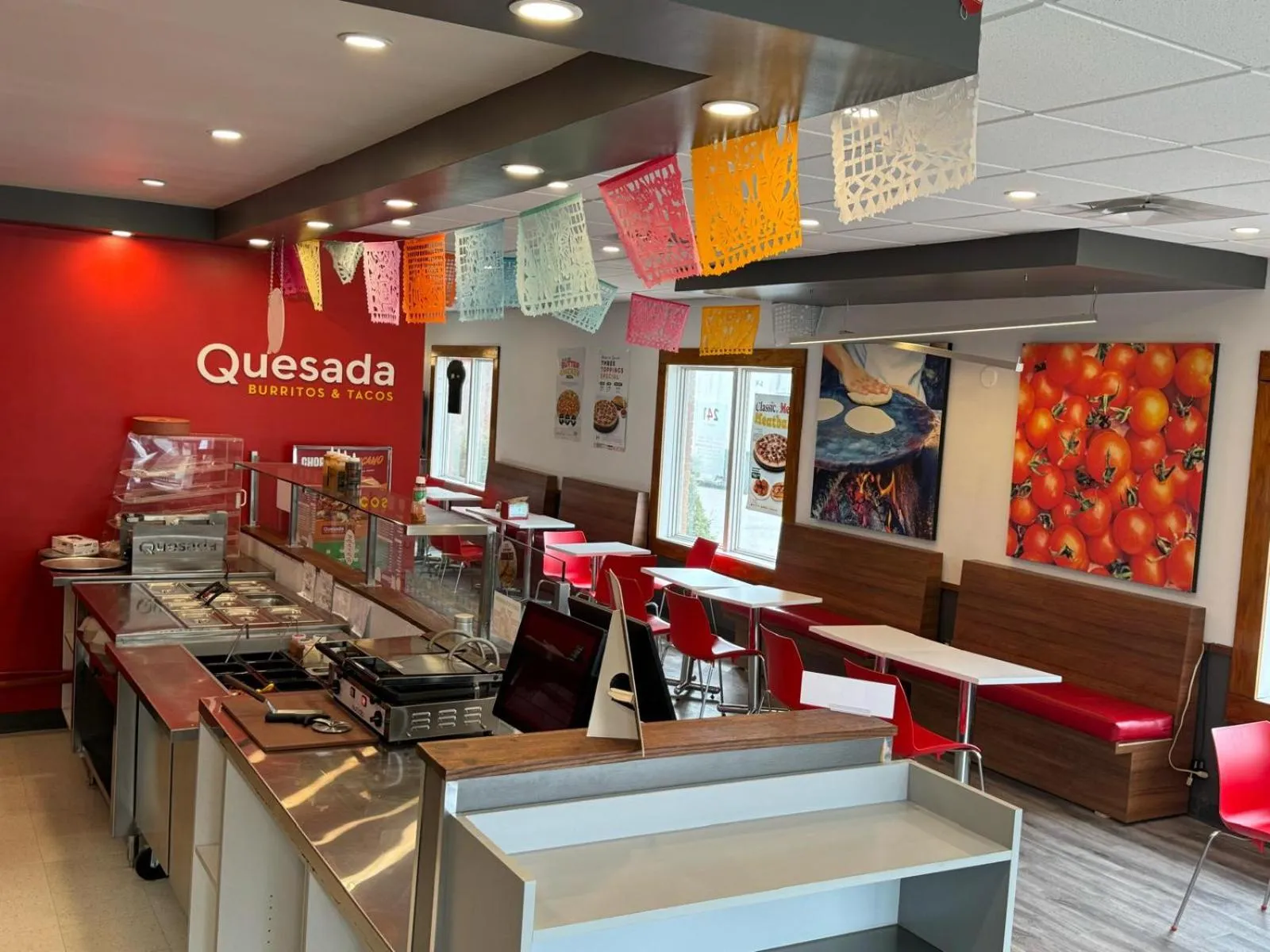 Food and drinks in Thriftlodge Cochrane