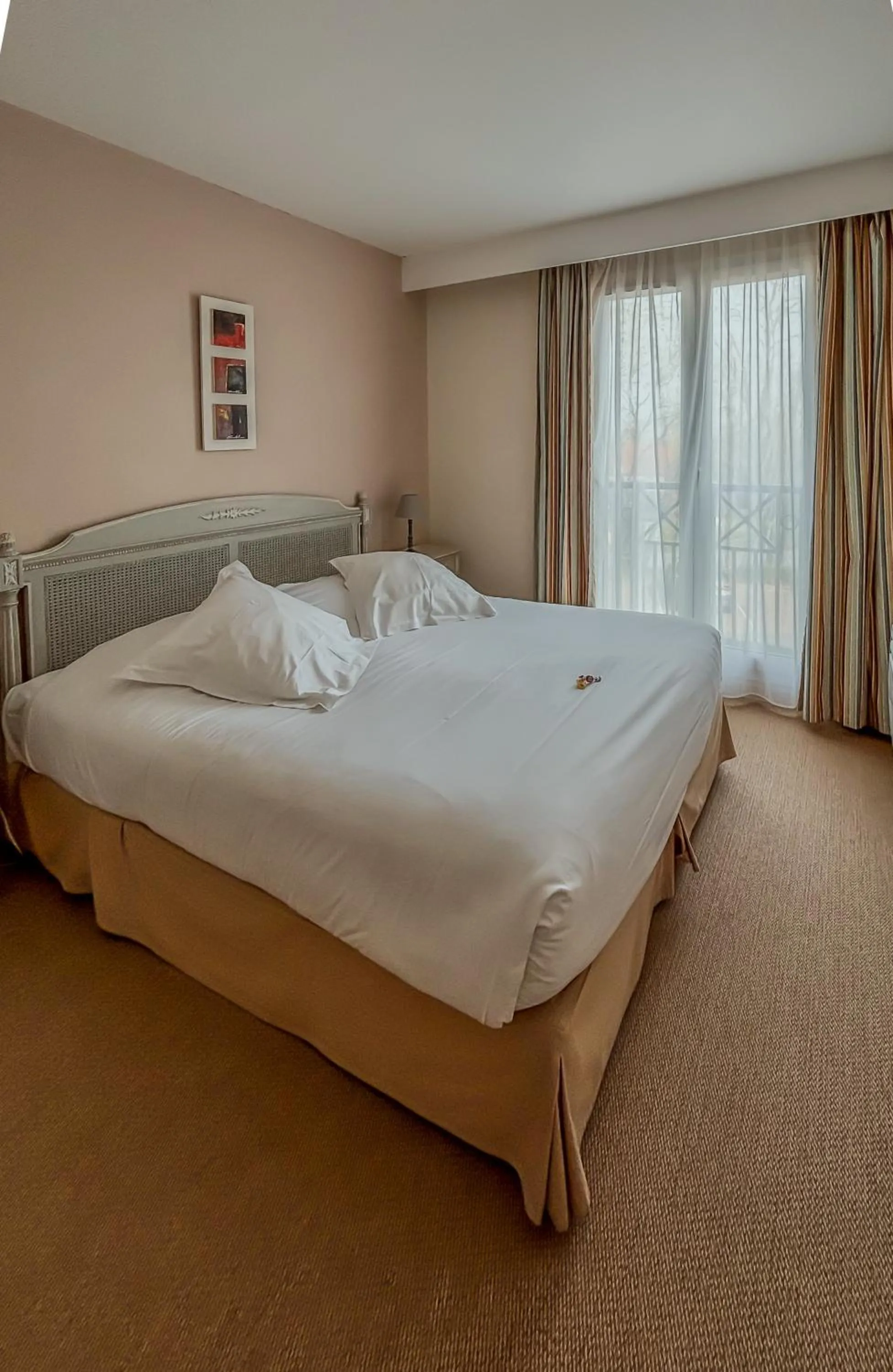 Bedroom, Bed in Tulip Inn Honfleur Residence & Spa