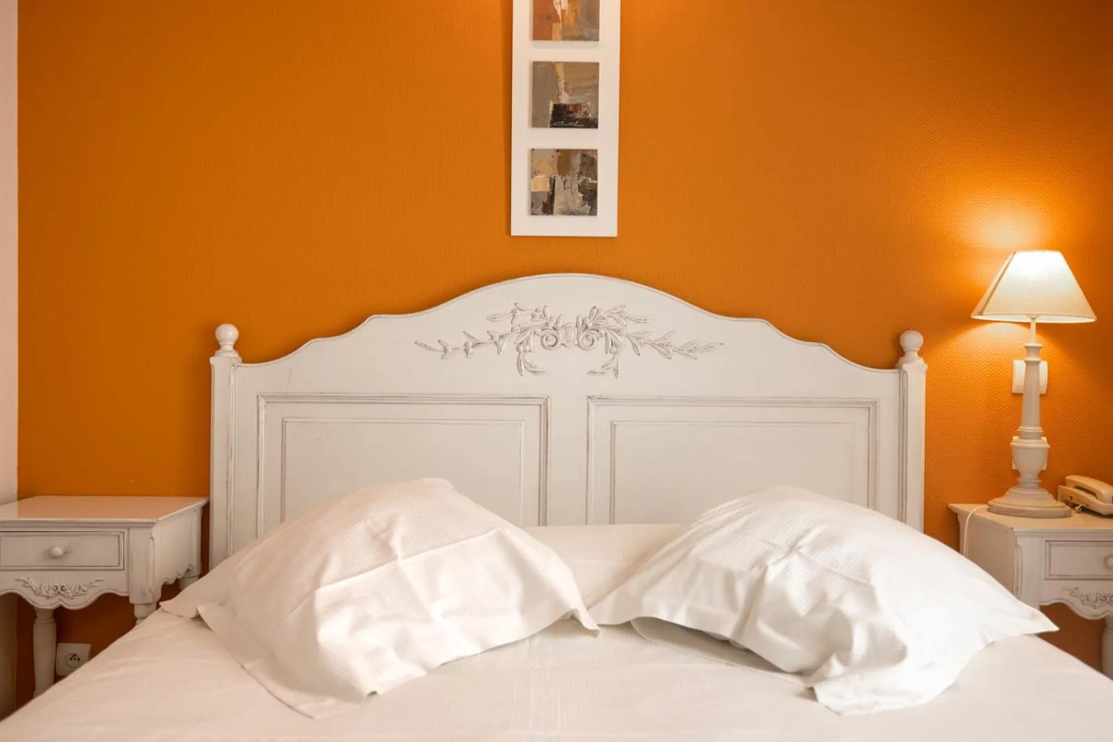 Photo of the whole room, Bed in Tulip Inn Honfleur Residence & Spa