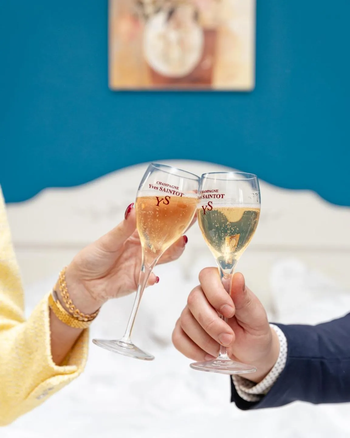 Alcoholic drinks in Tulip Inn Honfleur Residence & Spa