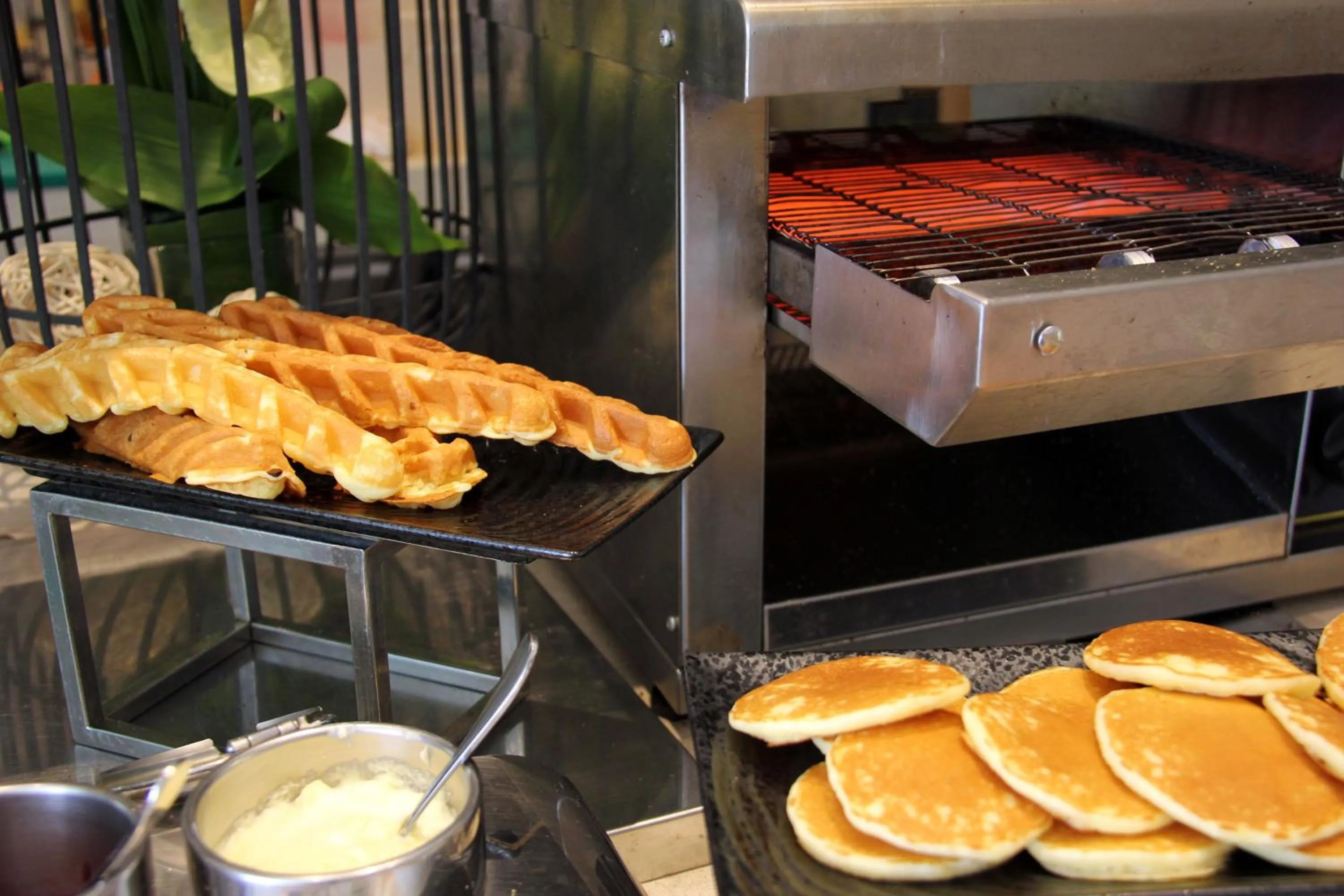 Breakfast in HUALUXE Shanghai Twelve At Hengshan