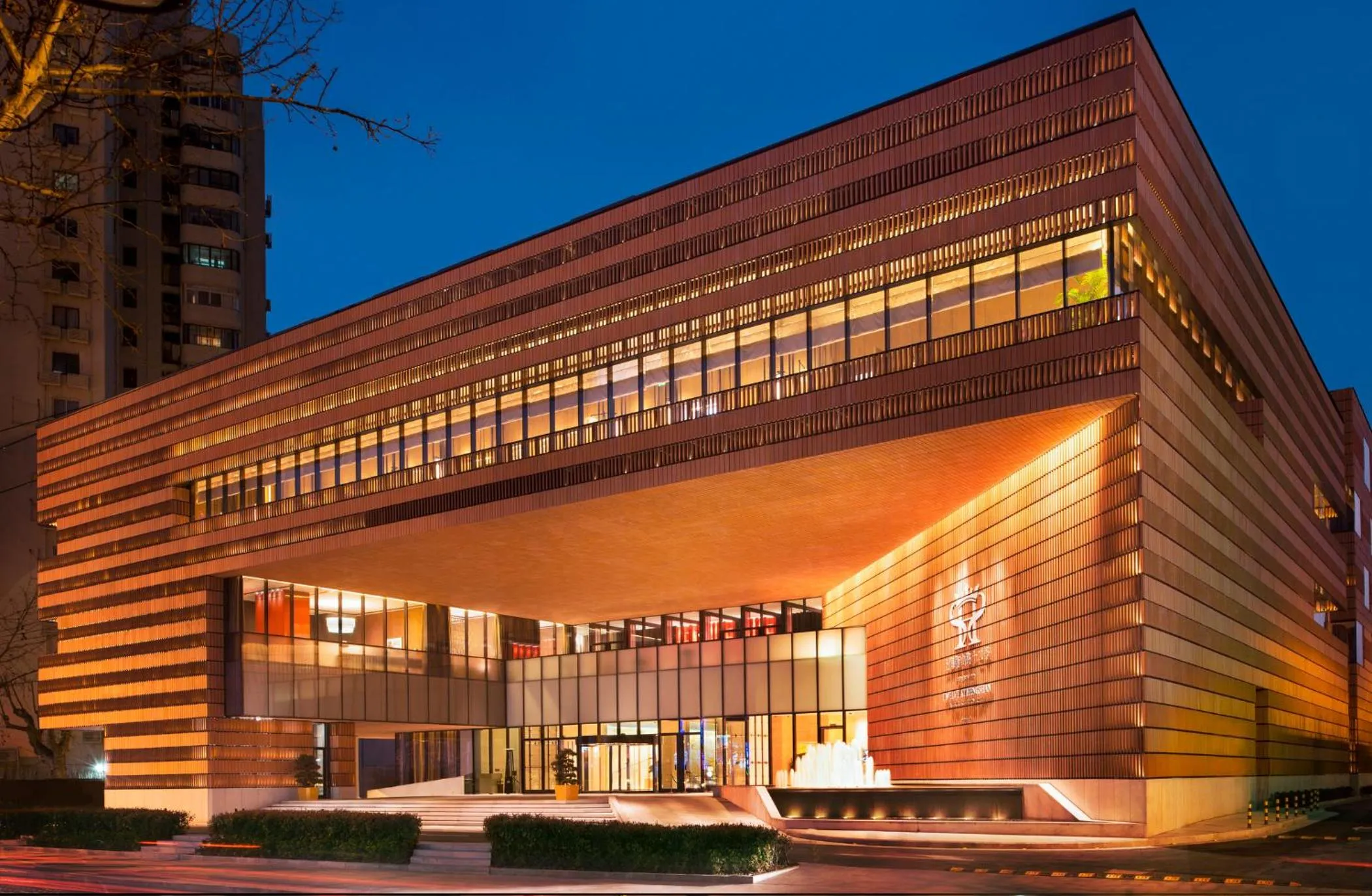 Property building in HUALUXE Shanghai Twelve At Hengshan