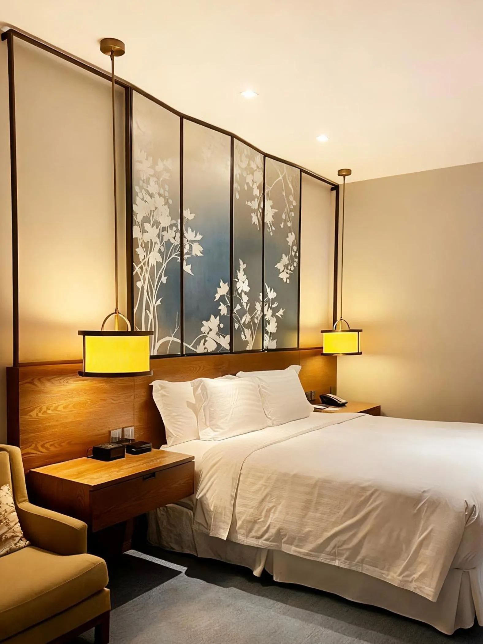 Bed in HUALUXE Shanghai Twelve At Hengshan