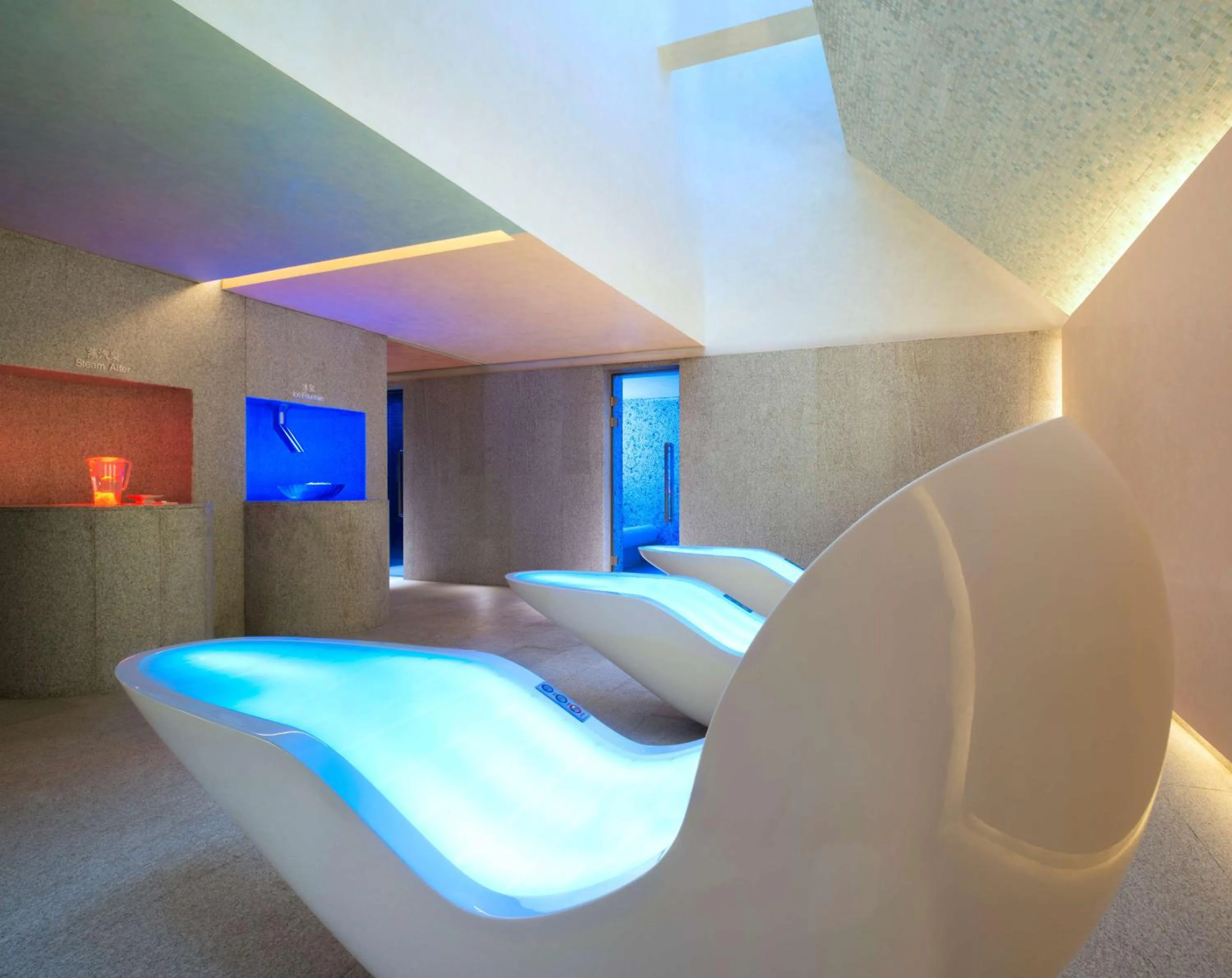 Spa and wellness centre/facilities in HUALUXE Shanghai Twelve At Hengshan