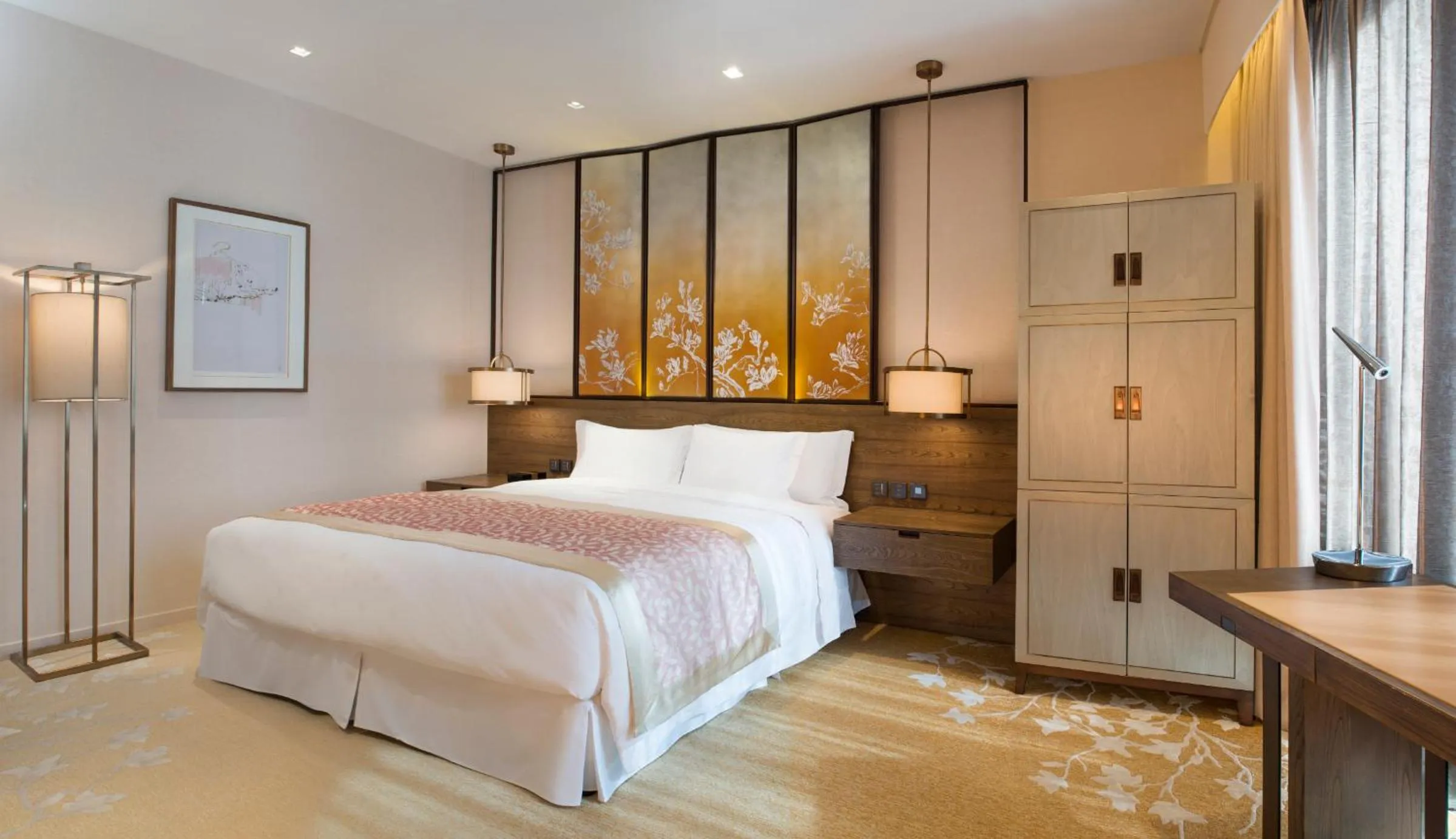 Bedroom, Bed in HUALUXE Shanghai Twelve At Hengshan