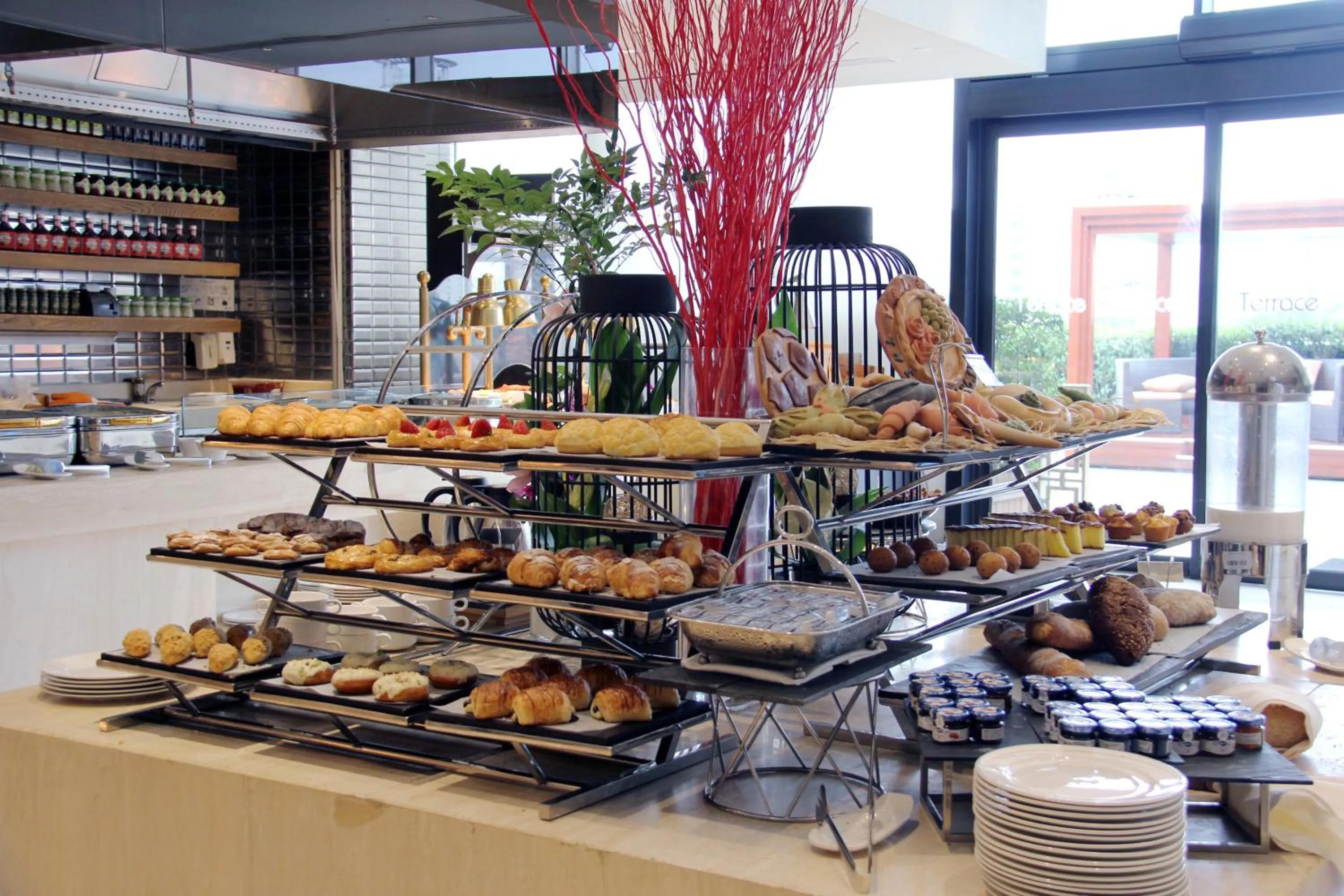 Breakfast in HUALUXE Shanghai Twelve At Hengshan