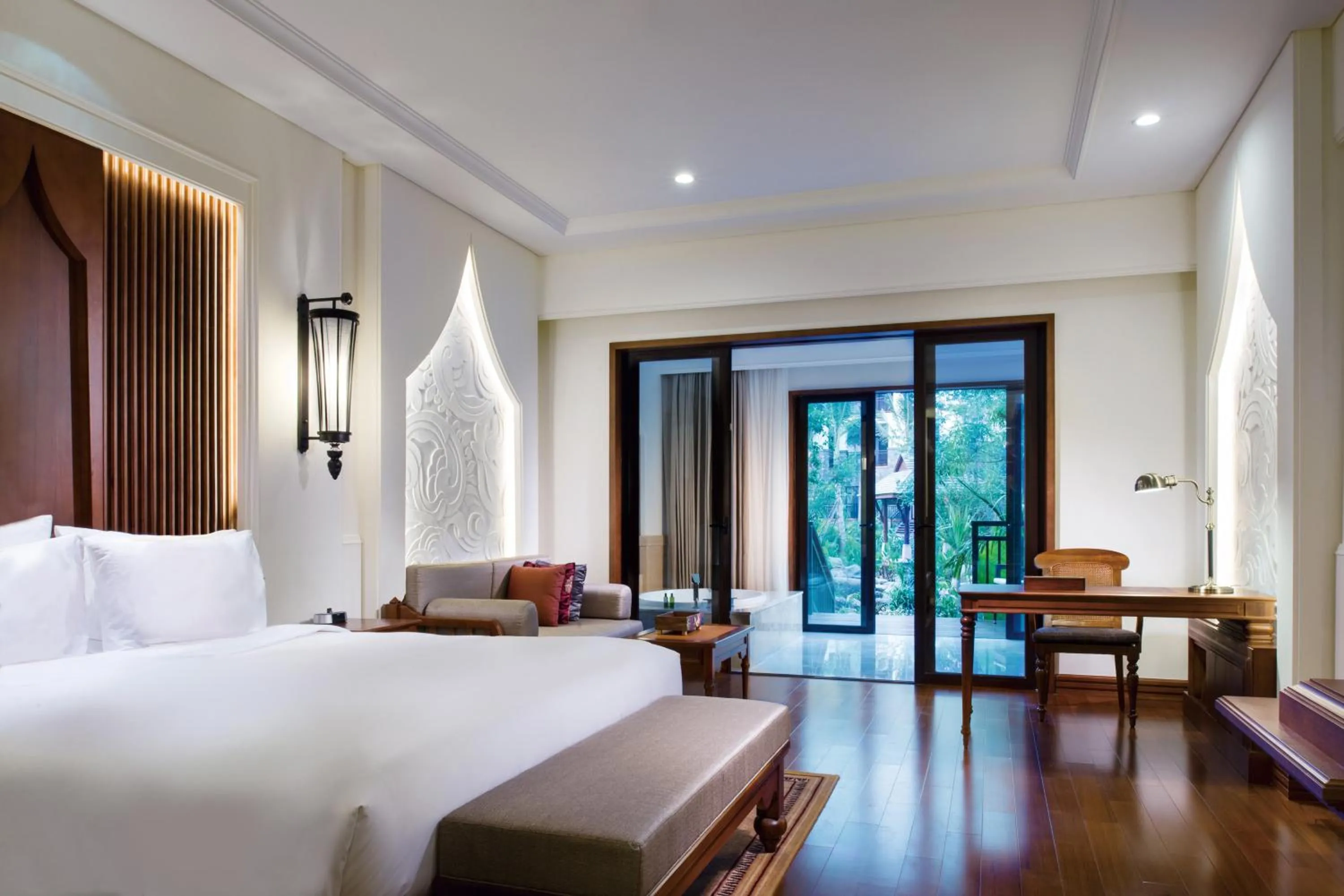 Photo of the whole room, Bed in InterContinental Xishuangbanna Resort by IHG