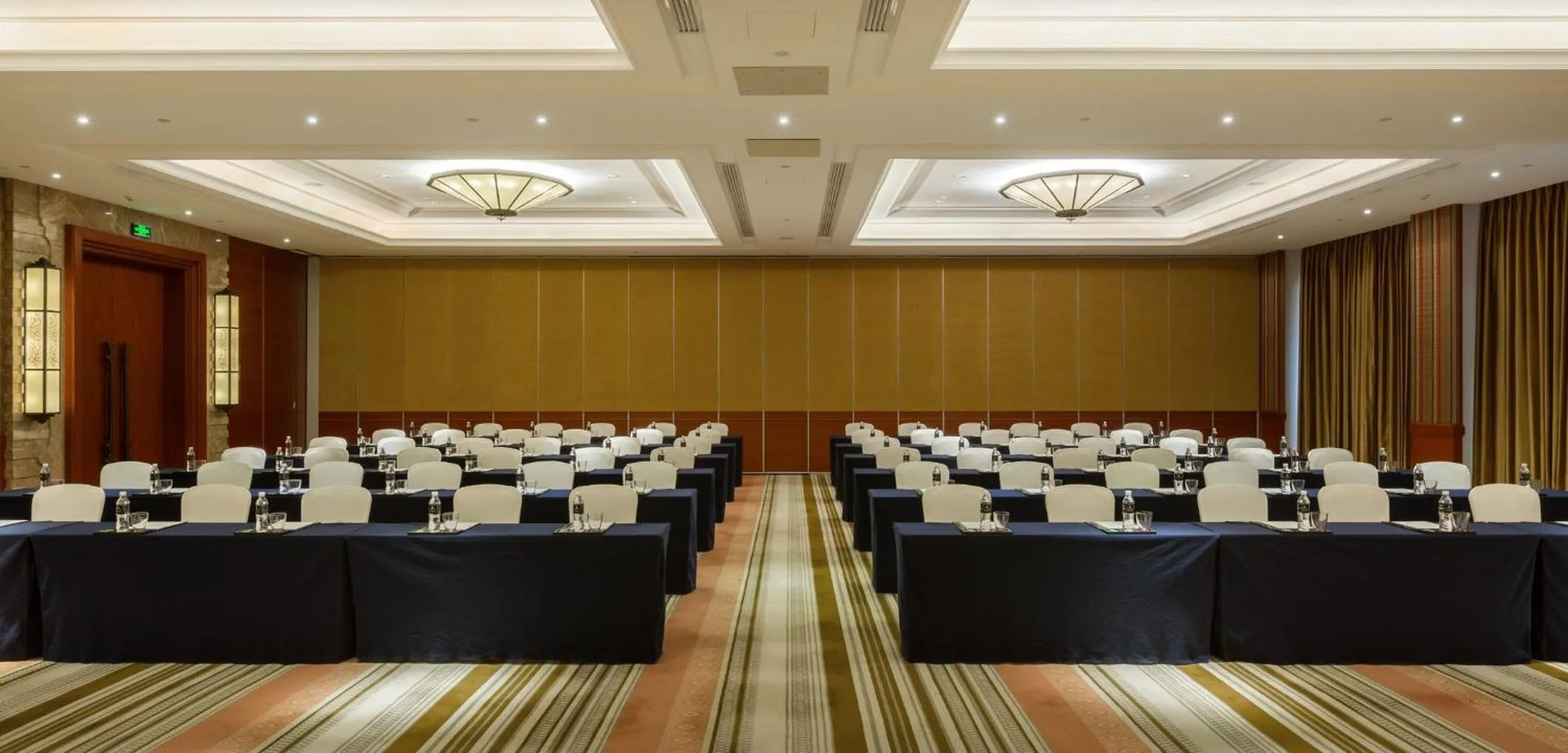 Meeting/conference room in InterContinental Xishuangbanna Resort by IHG