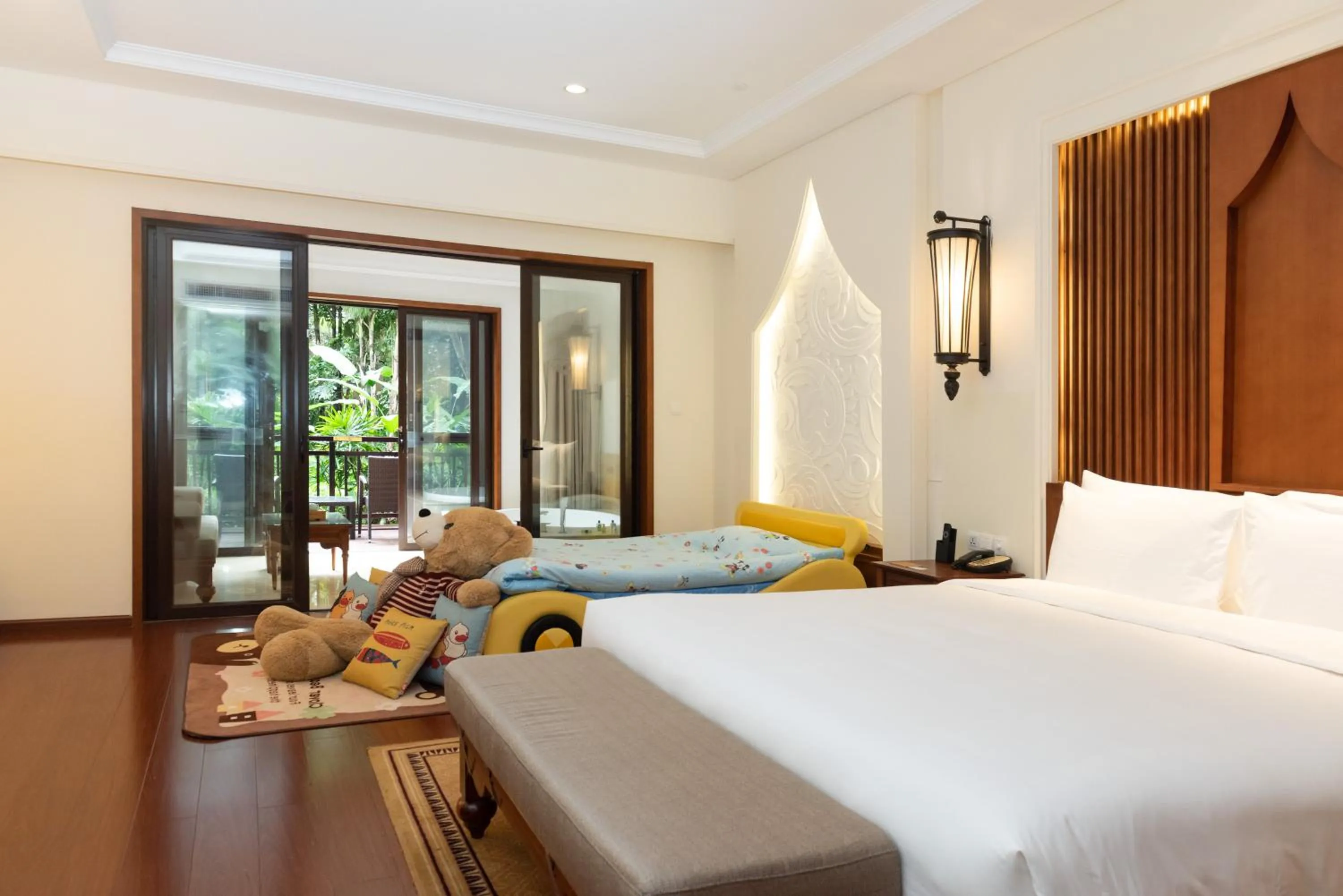 Photo of the whole room, Bed in InterContinental Xishuangbanna Resort by IHG