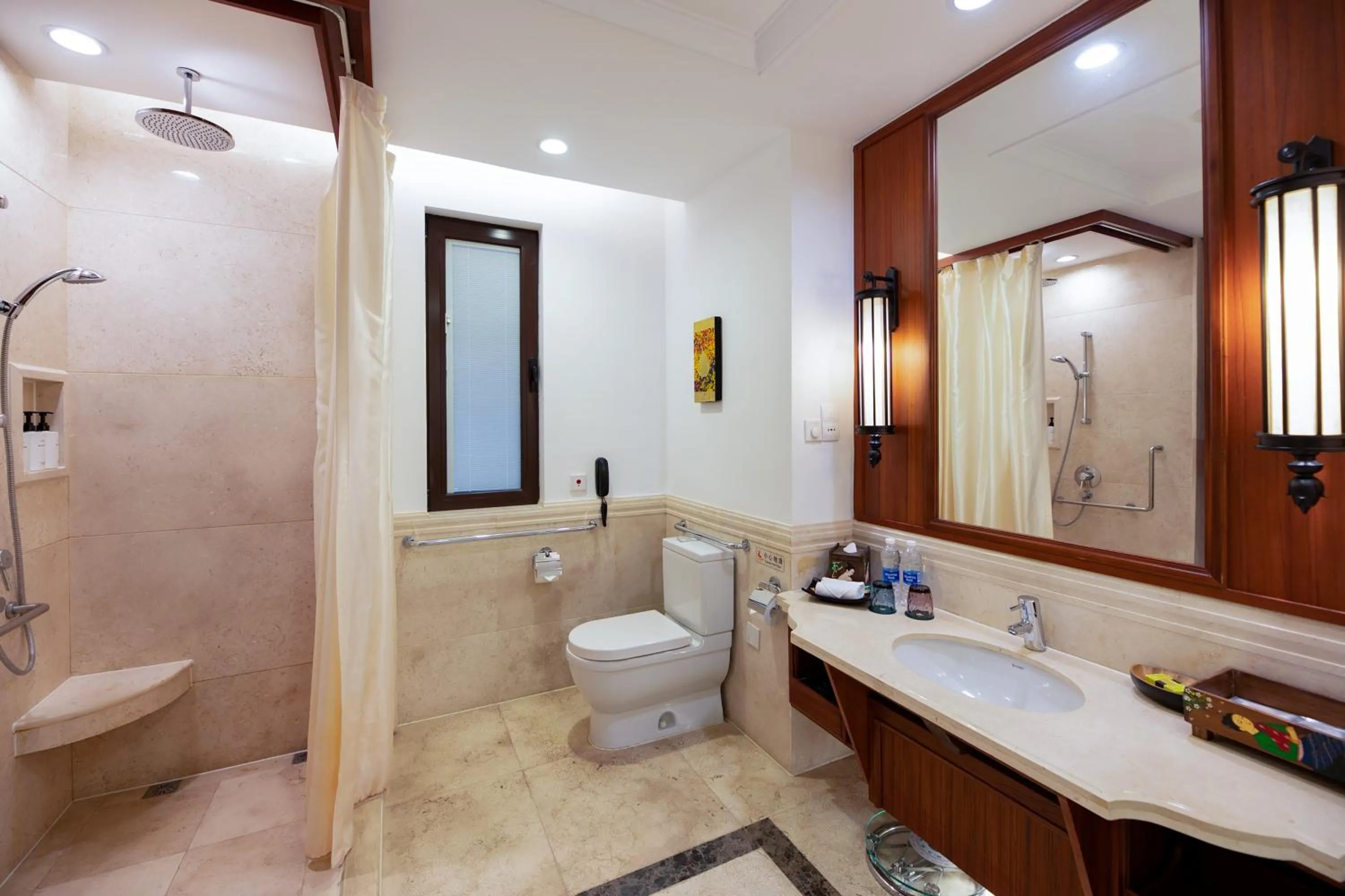 Bathroom in InterContinental Xishuangbanna Resort by IHG