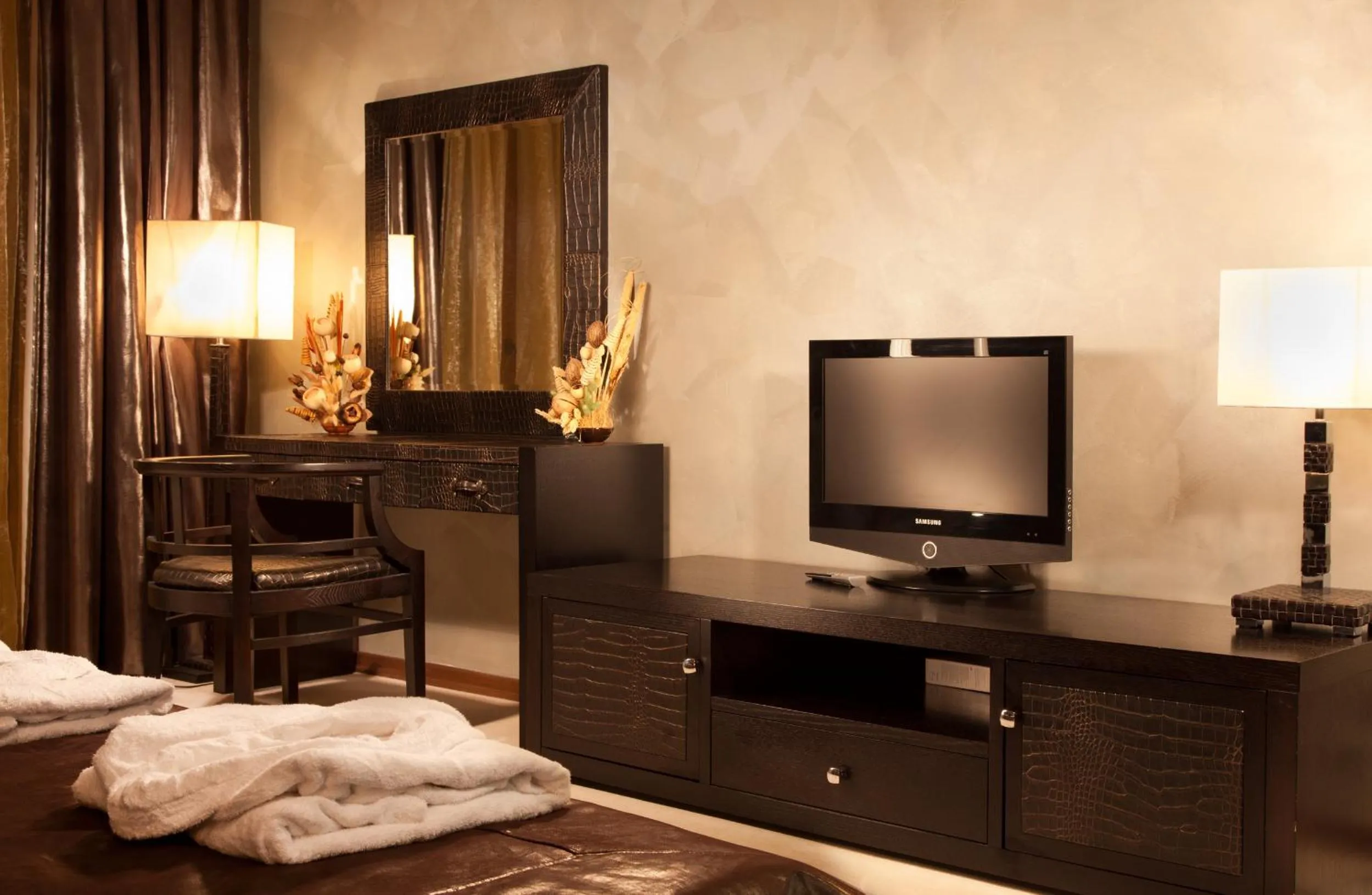 Bedroom, Bed in Garden of Eden Complex