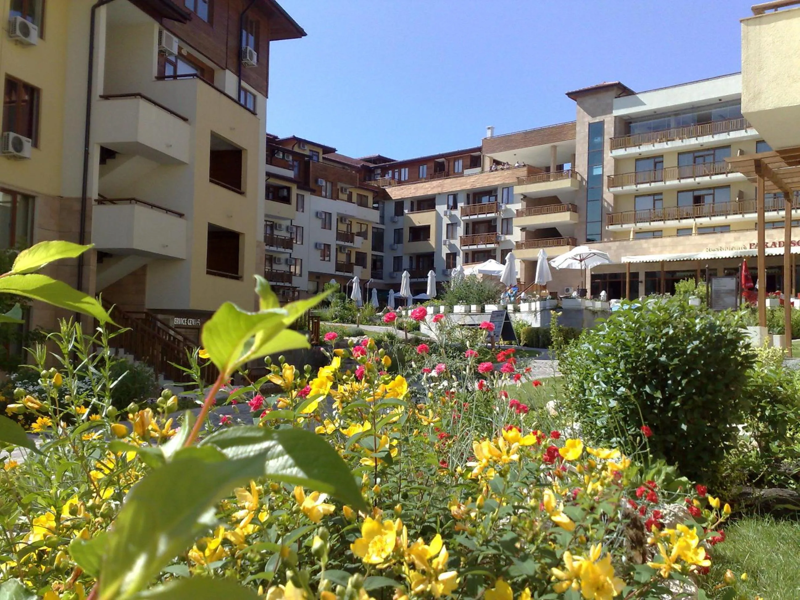 Facade/entrance in Garden of Eden Complex