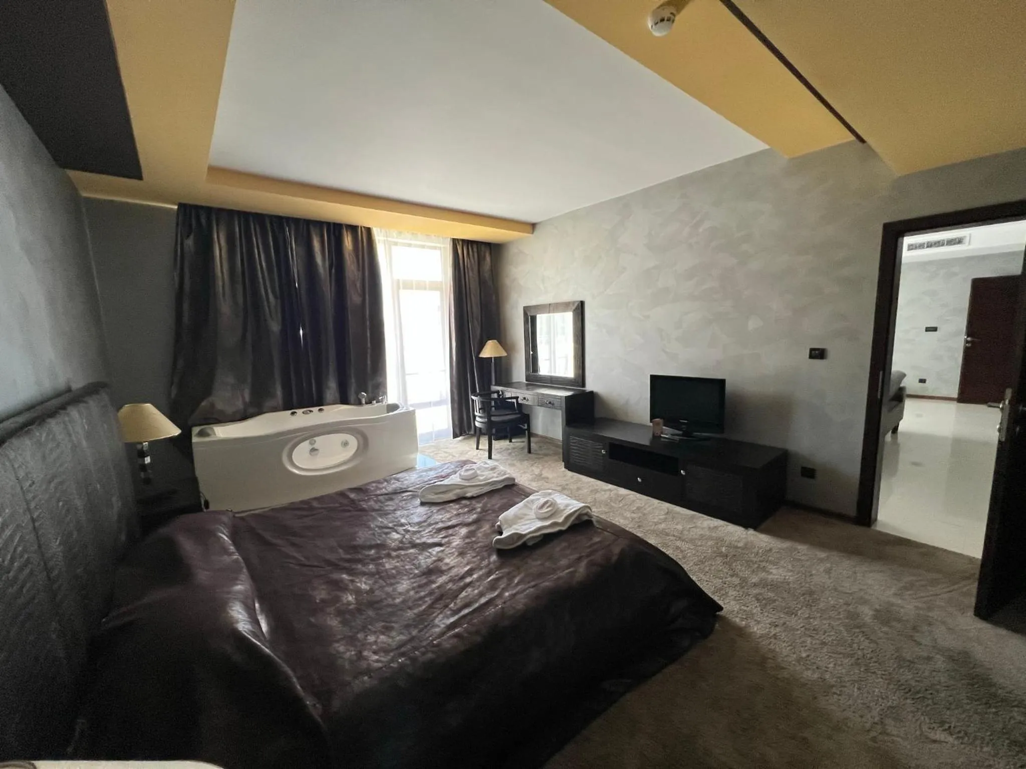 Bedroom, Bed in Garden of Eden Complex