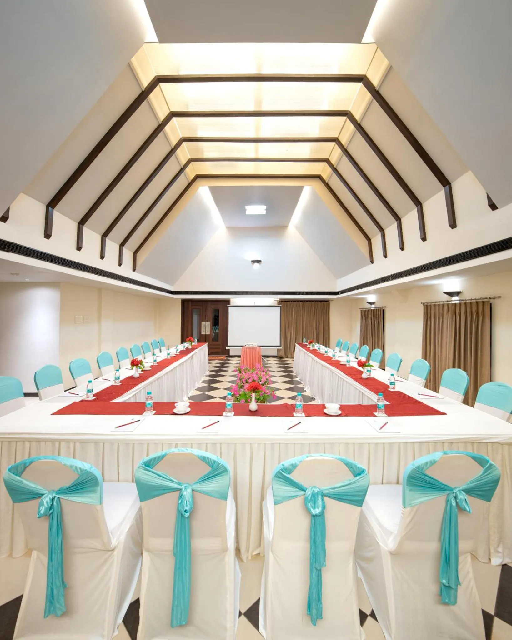Business facilities in Sunray Village Resort