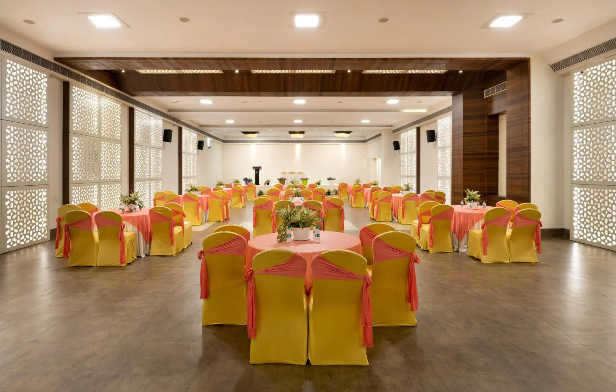 Business facilities in Sunray Village Resort