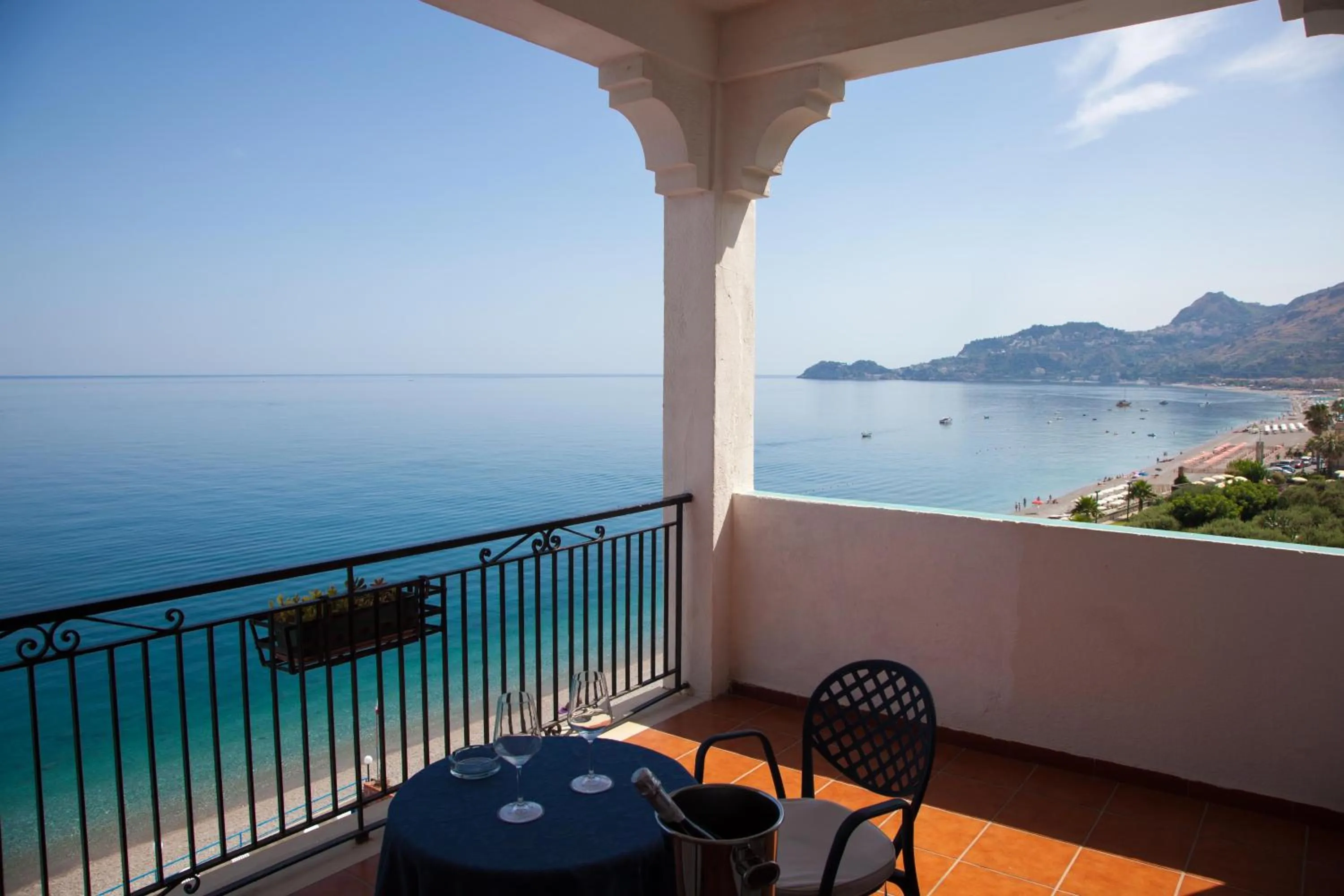 Sea view in Park Hotel Silemi