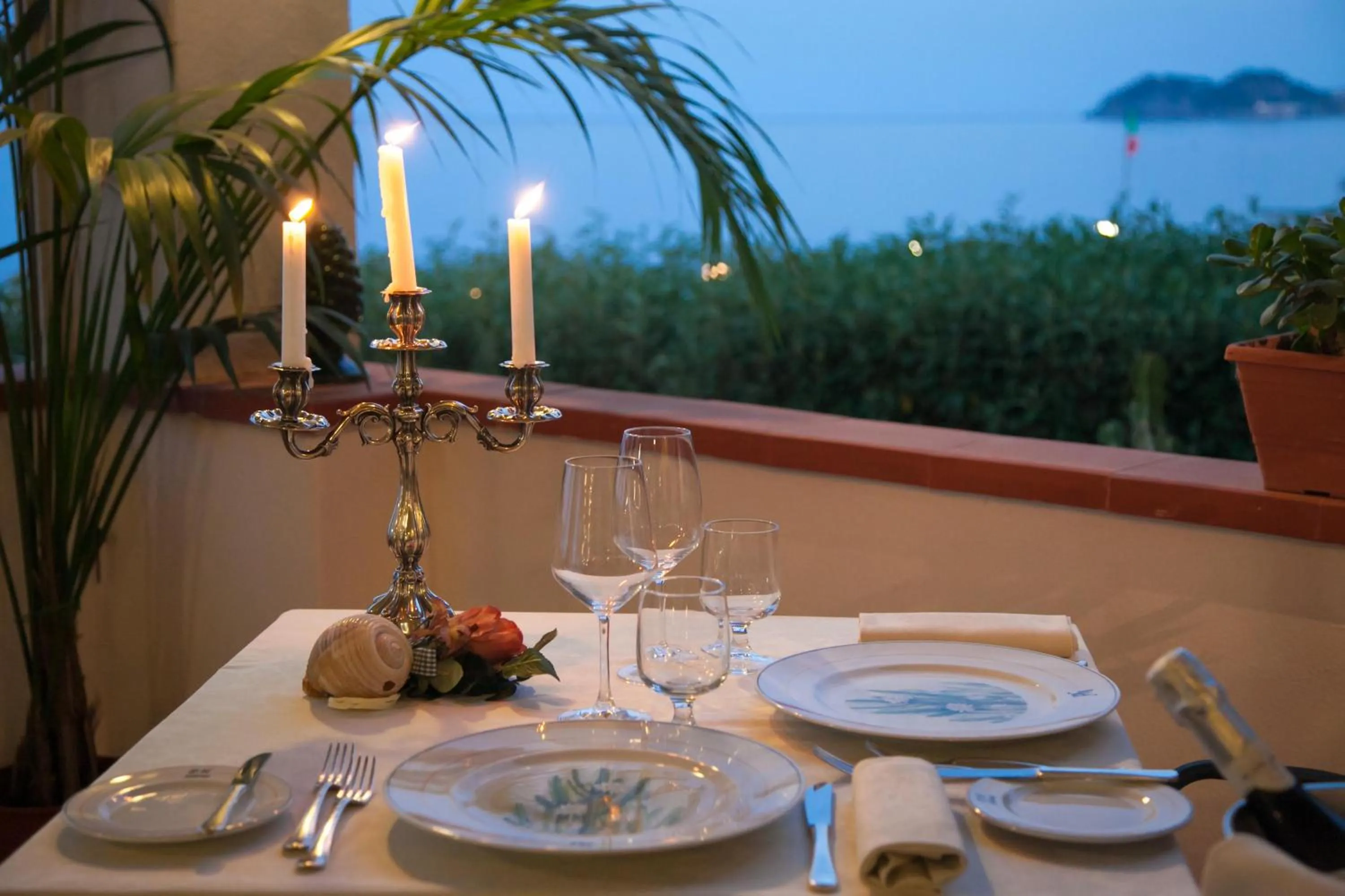 Dining area in Park Hotel Silemi