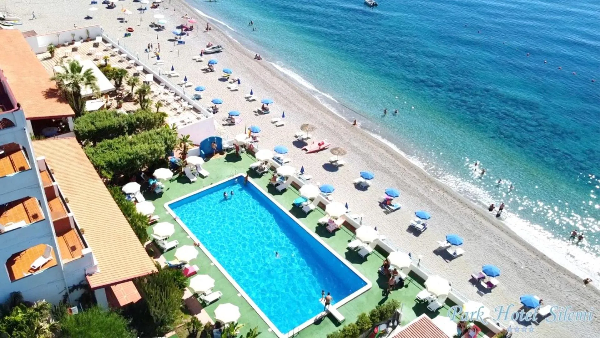 Pool view in Park Hotel Silemi