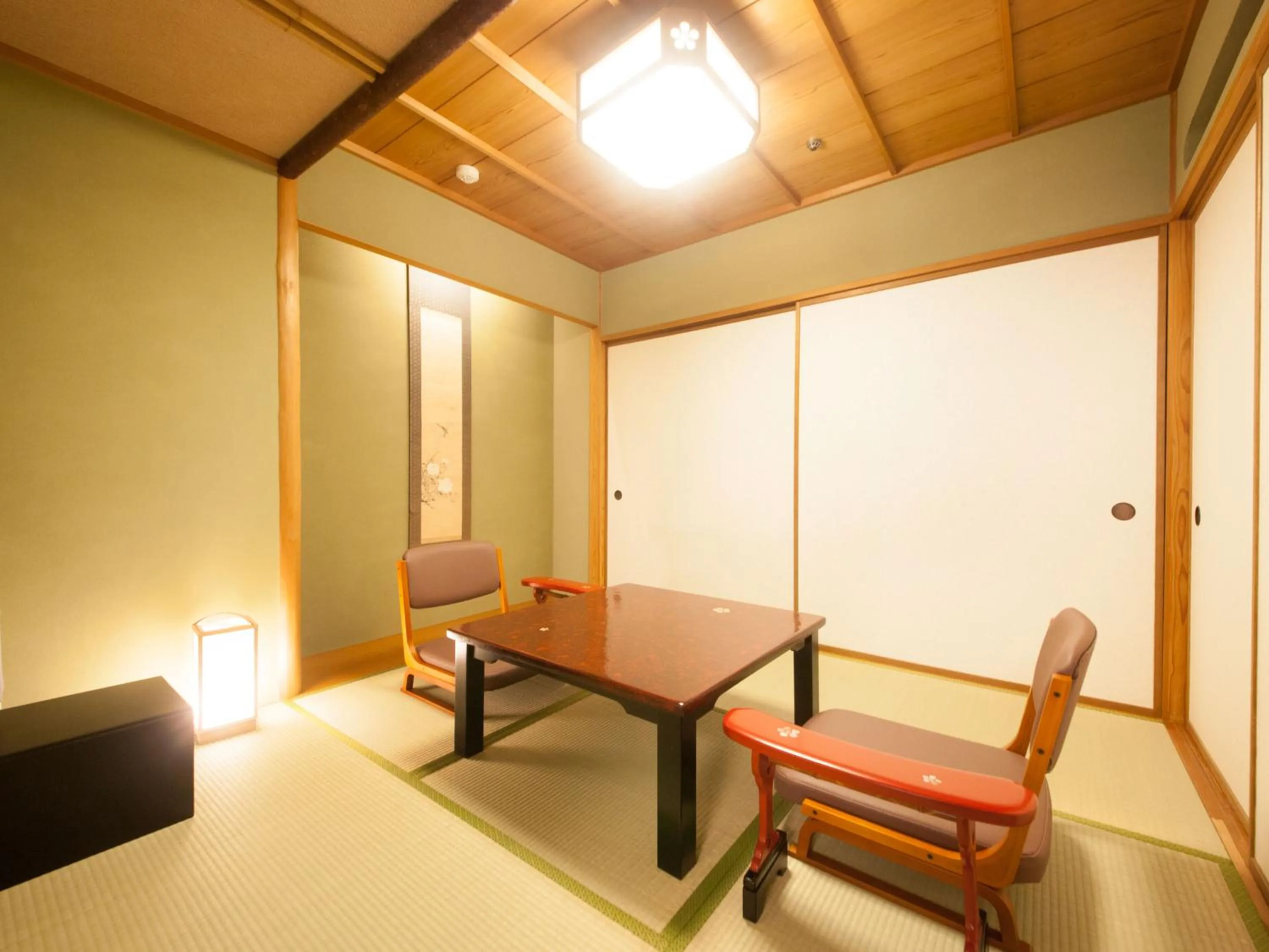 Yamashiro Onsen Miyabi no Yado Kaga Hyakumangoku