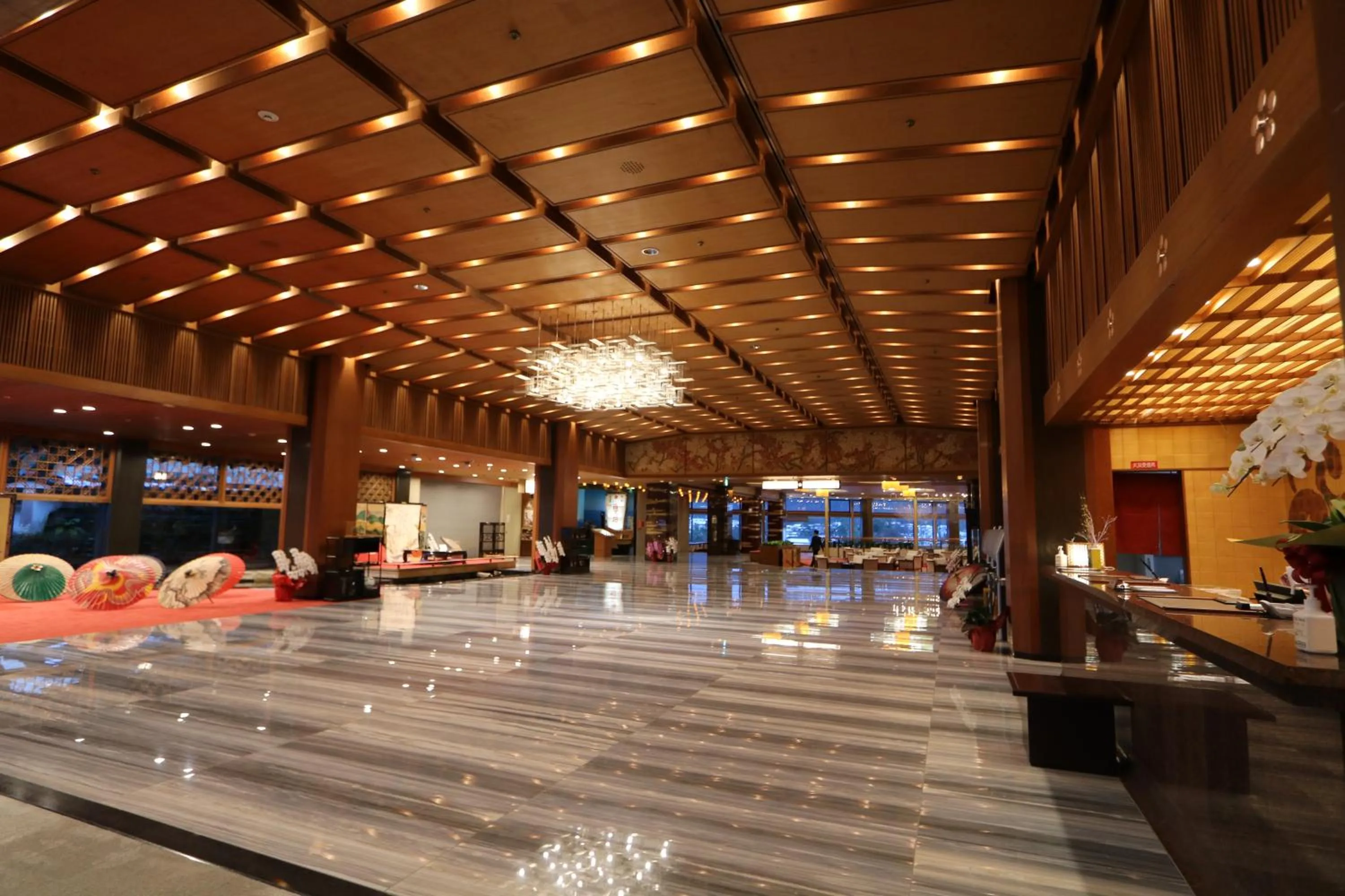 Lobby or reception in Yamashiro Onsen Miyabi no Yado Kaga Hyakumangoku